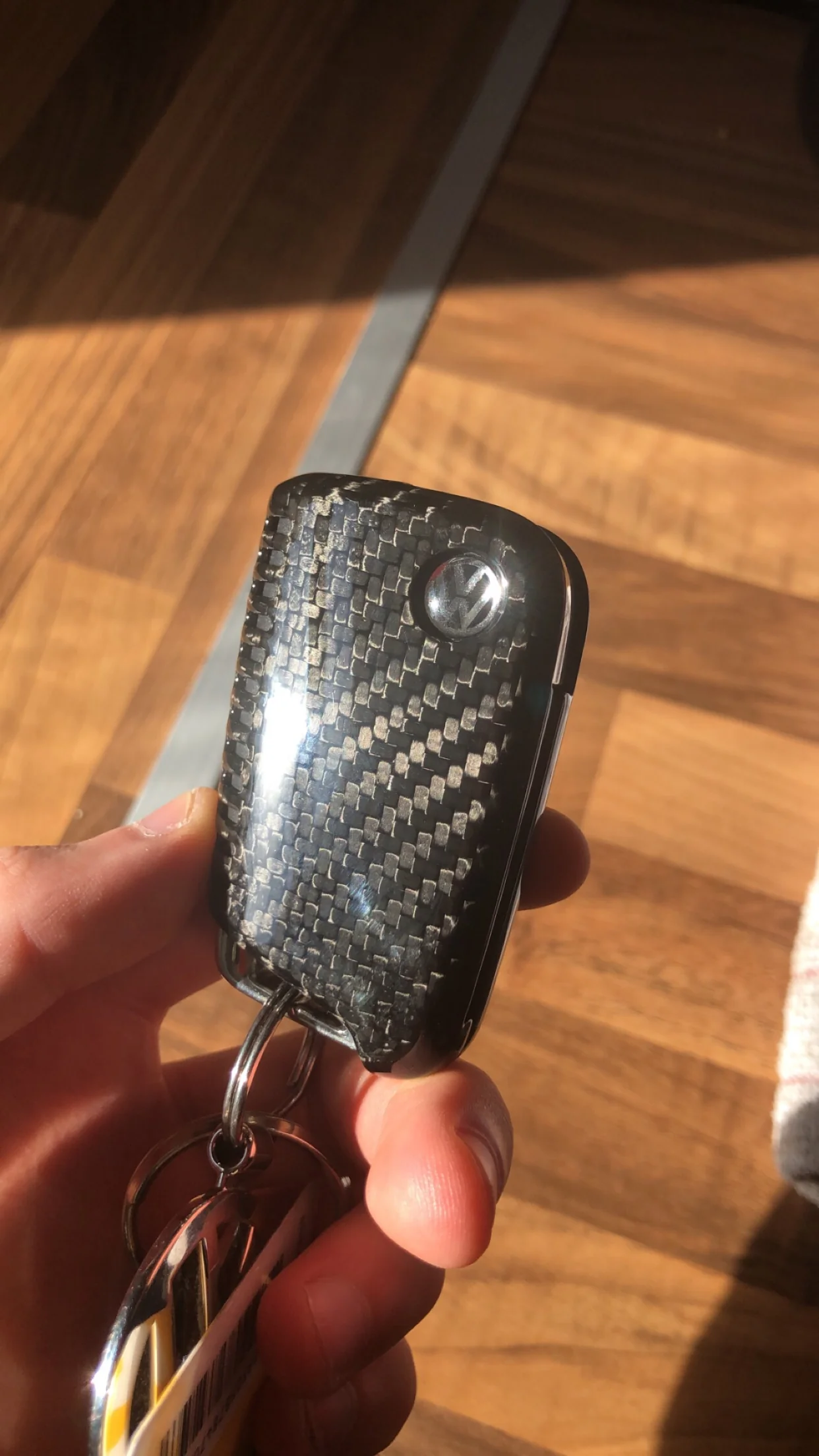Volkswagen VW / Skoda / SEAT Carbon Fibre Key Cover (Red Or Black) - Image 3