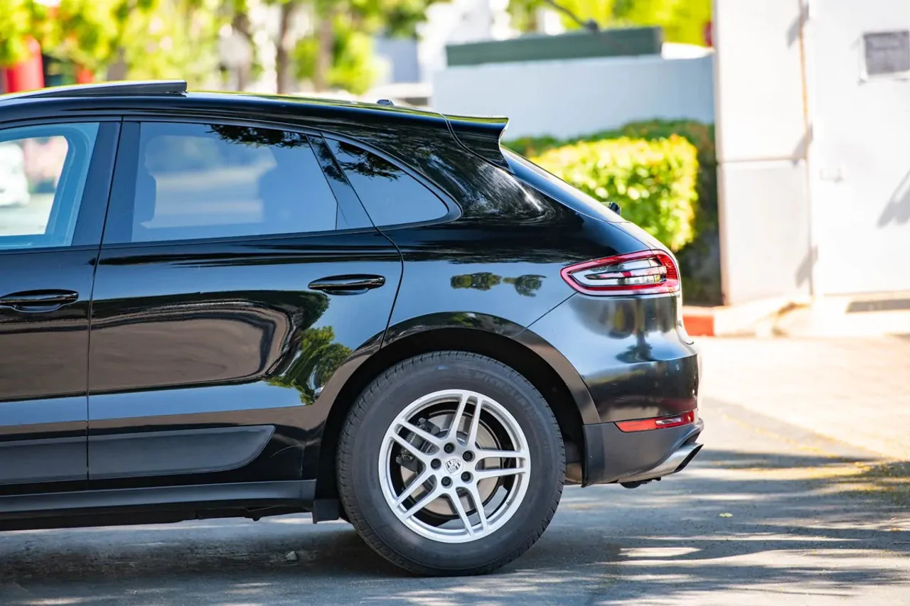 034Motorsport Dynamic+ Lowering Springs for 95B Porsche Macan - Image 3