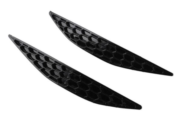 Honeycomb Style Rear Reflector Strip Covers in Gloss Black for Volkswagen Golf MK7 & MK7.5 (2013-2019) - Image 4