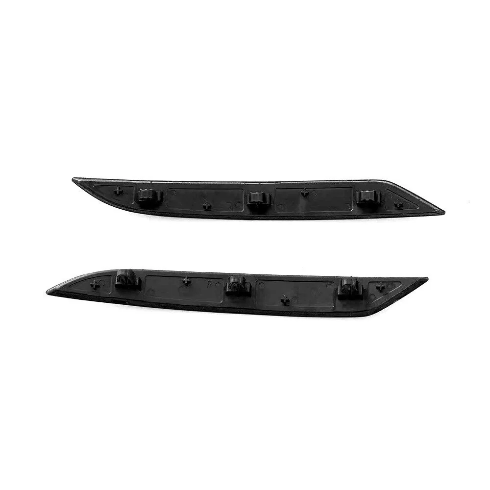 Honeycomb Style Rear Reflector Strip Covers in Gloss Black for Volkswagen Golf MK7 & MK7.5 (2013-2019) - Image 7