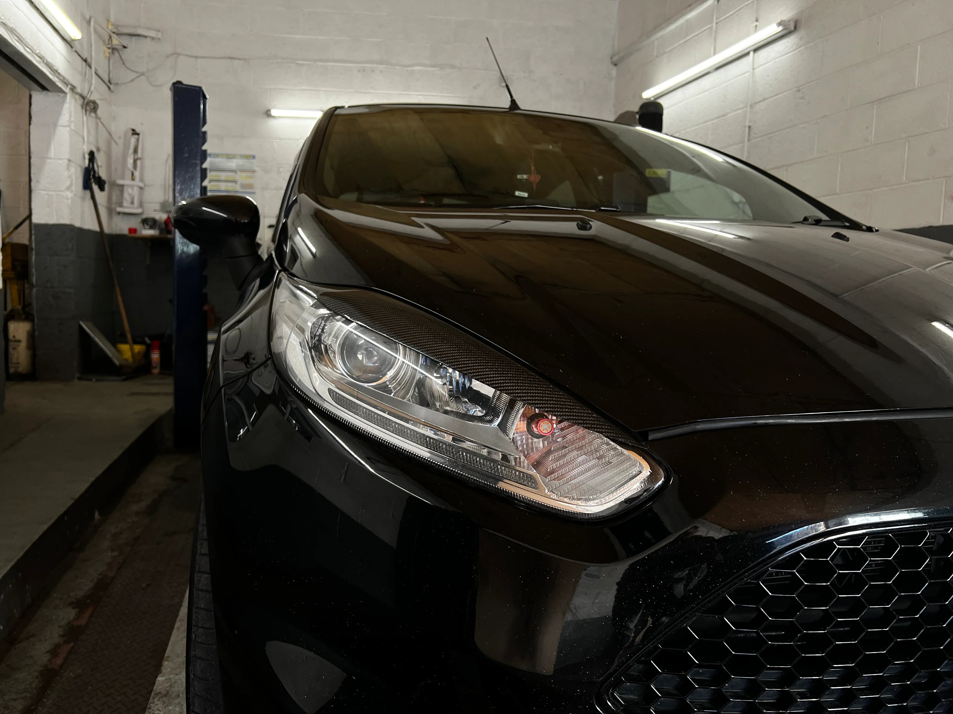 Ford Fiesta Carbon Fibre Headlight Eyebrows MK7 / MK7.5 (2010-2017 Models) - Image 3