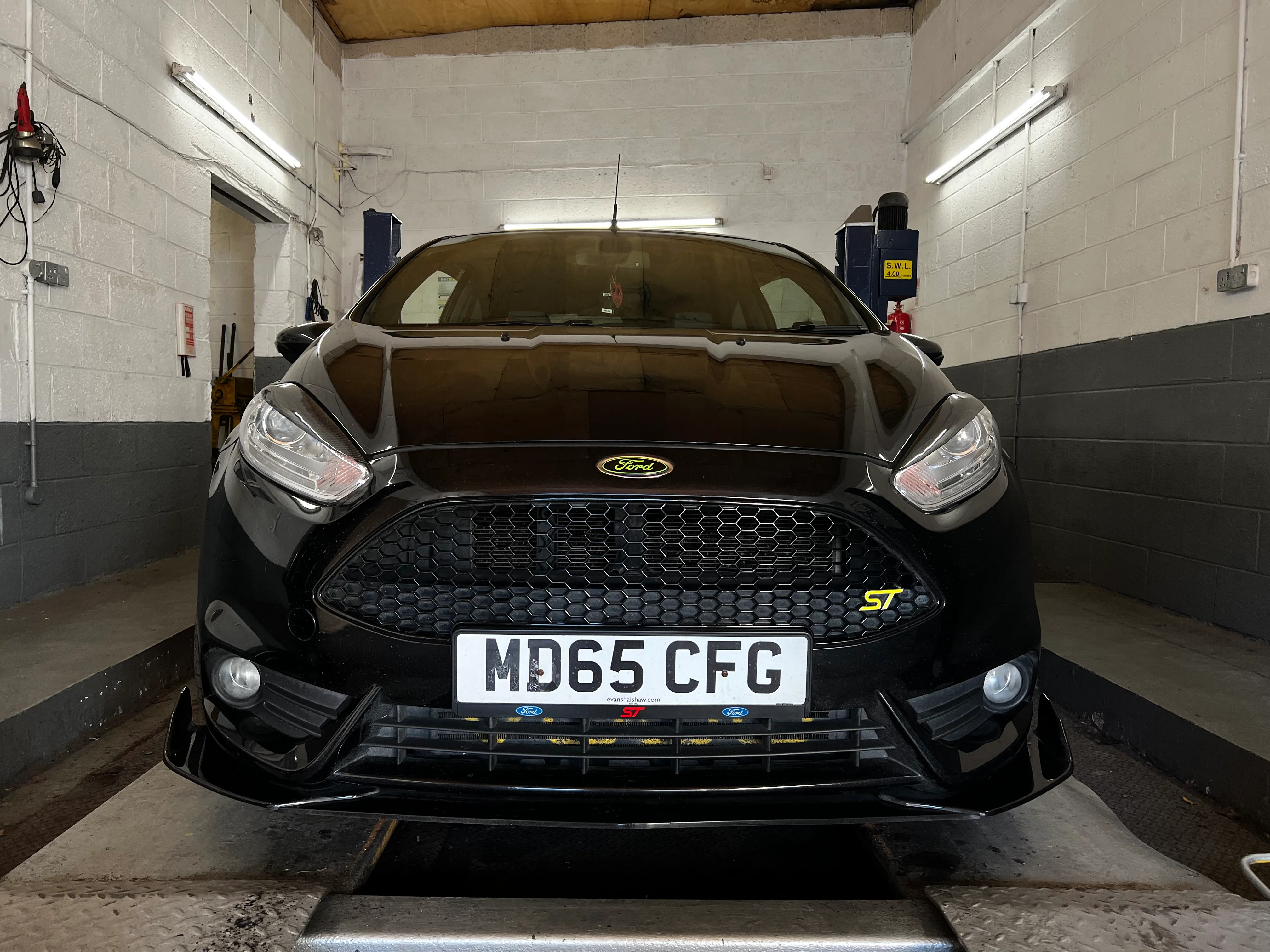 Ford Fiesta Carbon Fibre Headlight Eyebrows MK7 / MK7.5 (2010-2017 Models) - Image 4