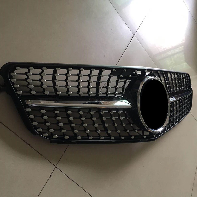 Mercedes Benz C-Class Diamond Style Front Grille (2008-2014) - Image 6