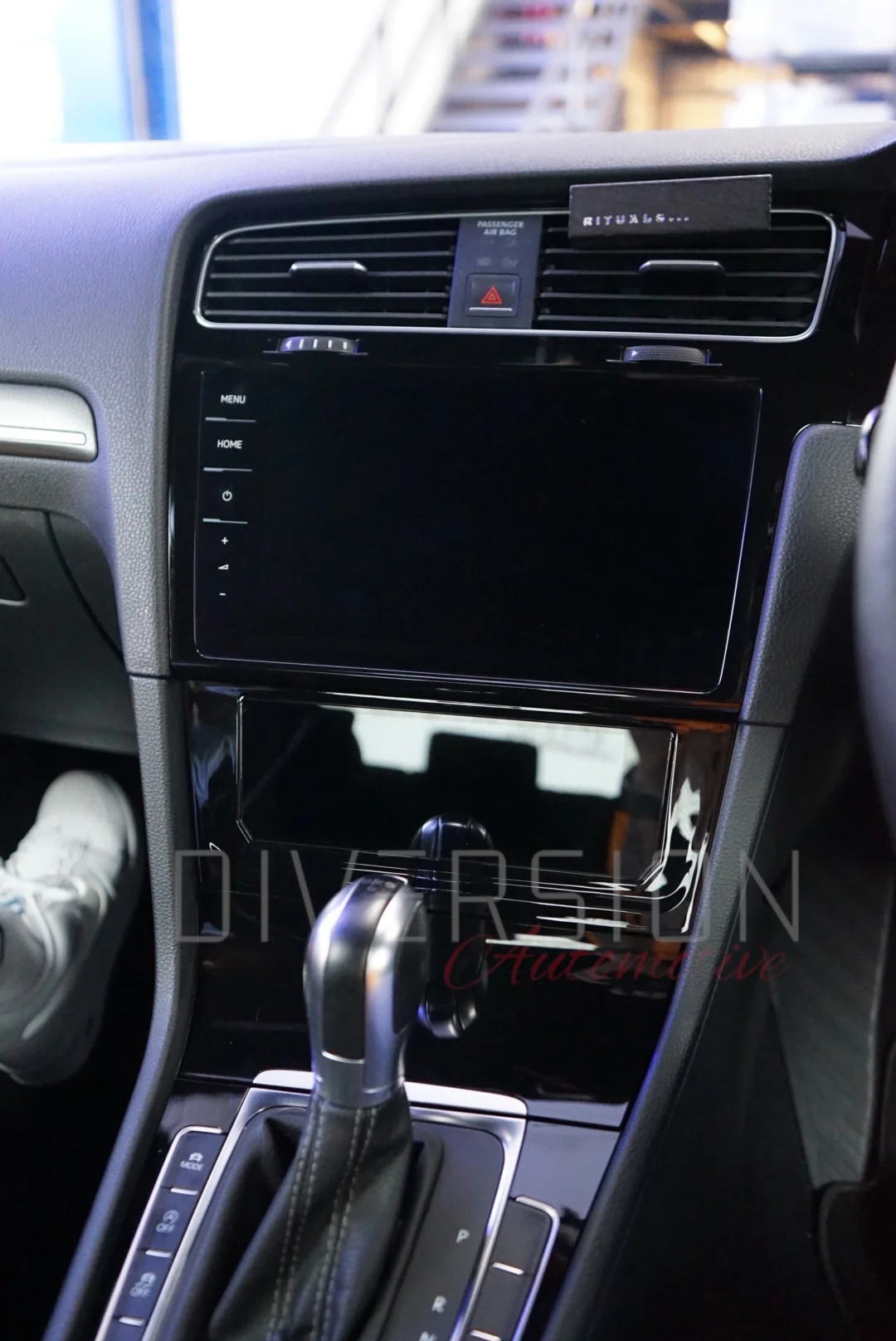 VW Volkswagen Golf MK7 / MK7.5 (2013 - 2020) - 6.9''Touch Screen LCD A/C Climate Control Panel - Image 9