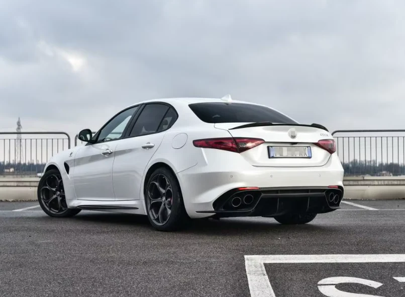 Alfa Romeo Giulia Verde Style Genuine Carbon Fibre Spoiler (2016+ Models) - Image 2