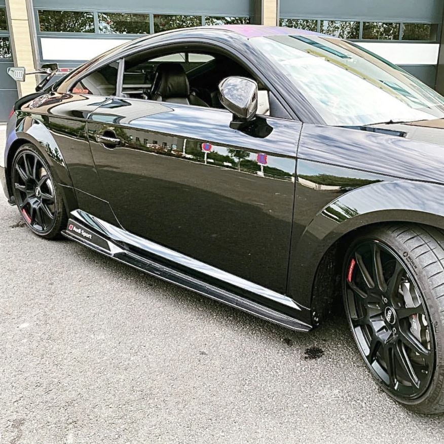 AP Design Audi TT 8S Carbon Fibre Side Skirts - Image 3