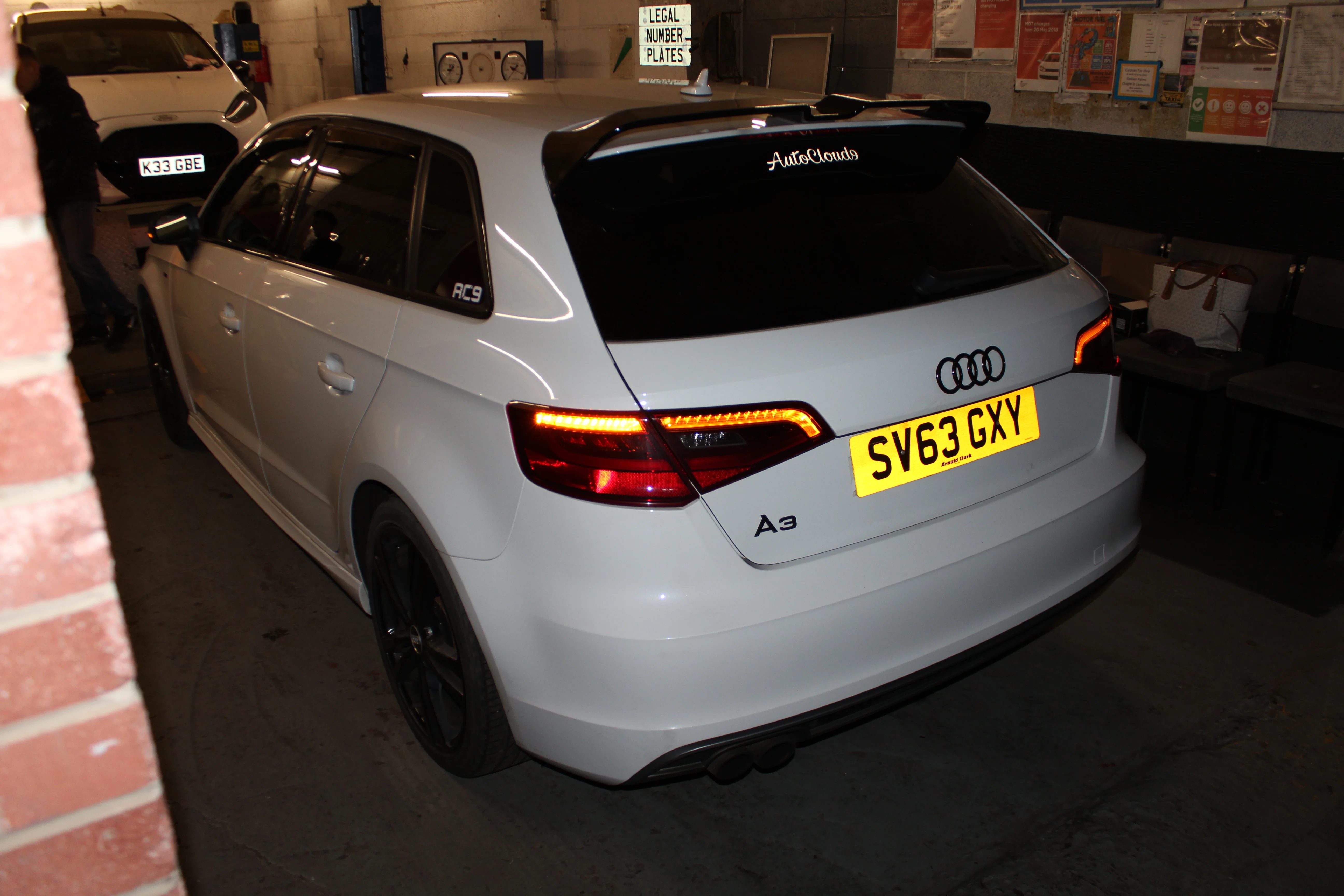 Audi A3 / S3 / RS3 8V Hatchback Style Roof Spoiler Black (2013-2020 5-Door Models) (Black) - Image 7