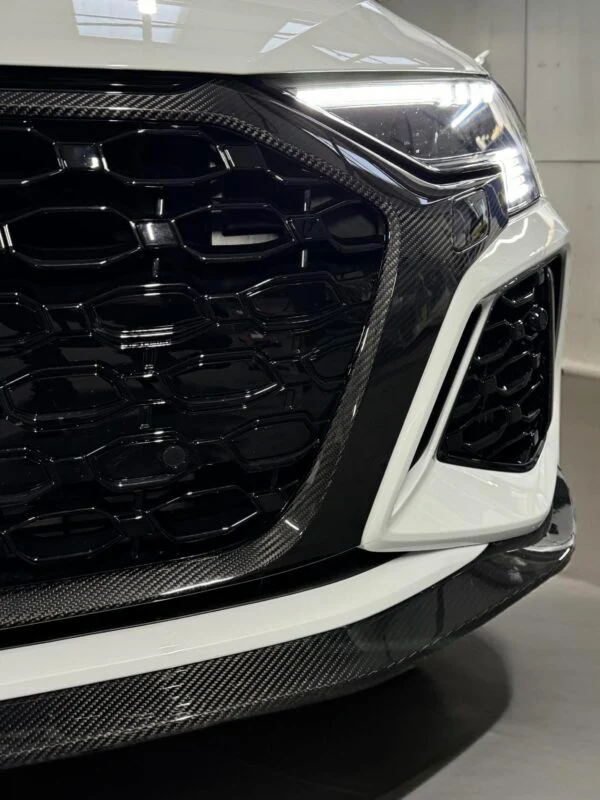 AUDI RS3 8Y CARBON GRILLE REPLACEMENT - Image 3