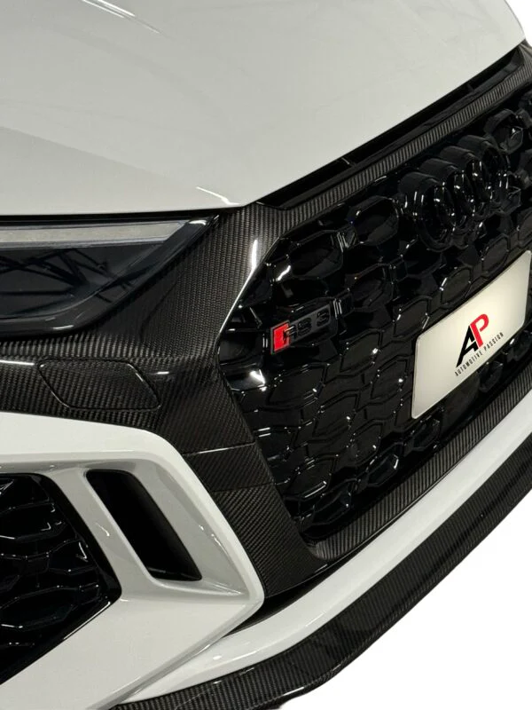 AUDI RS3 8Y CARBON GRILLE REPLACEMENT - Image 4