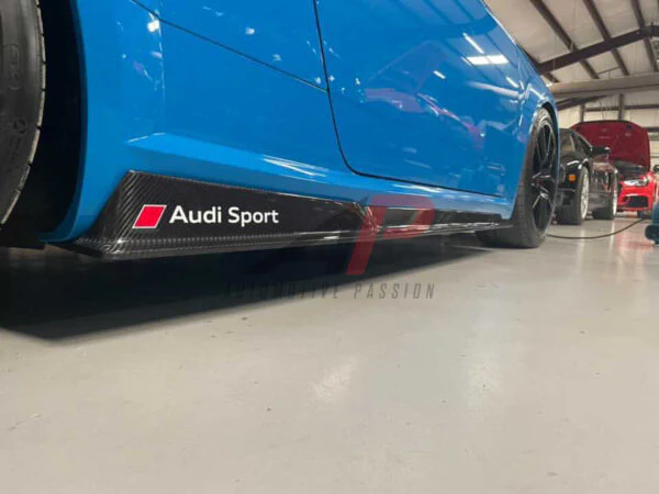 Audi TT 8S FL Carbon Fibre Side Skirts