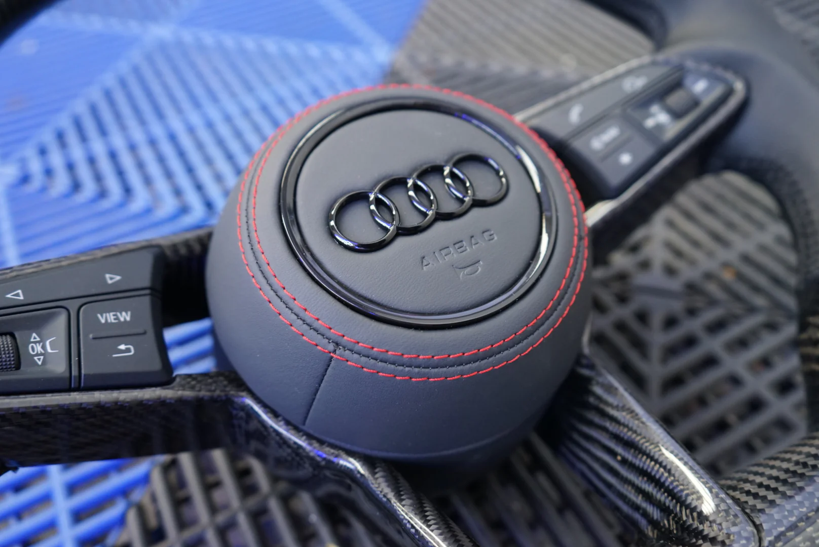 Audi TT MK3 Carbon Fibre Steering Wheel - SWAUTT1 - Image 6