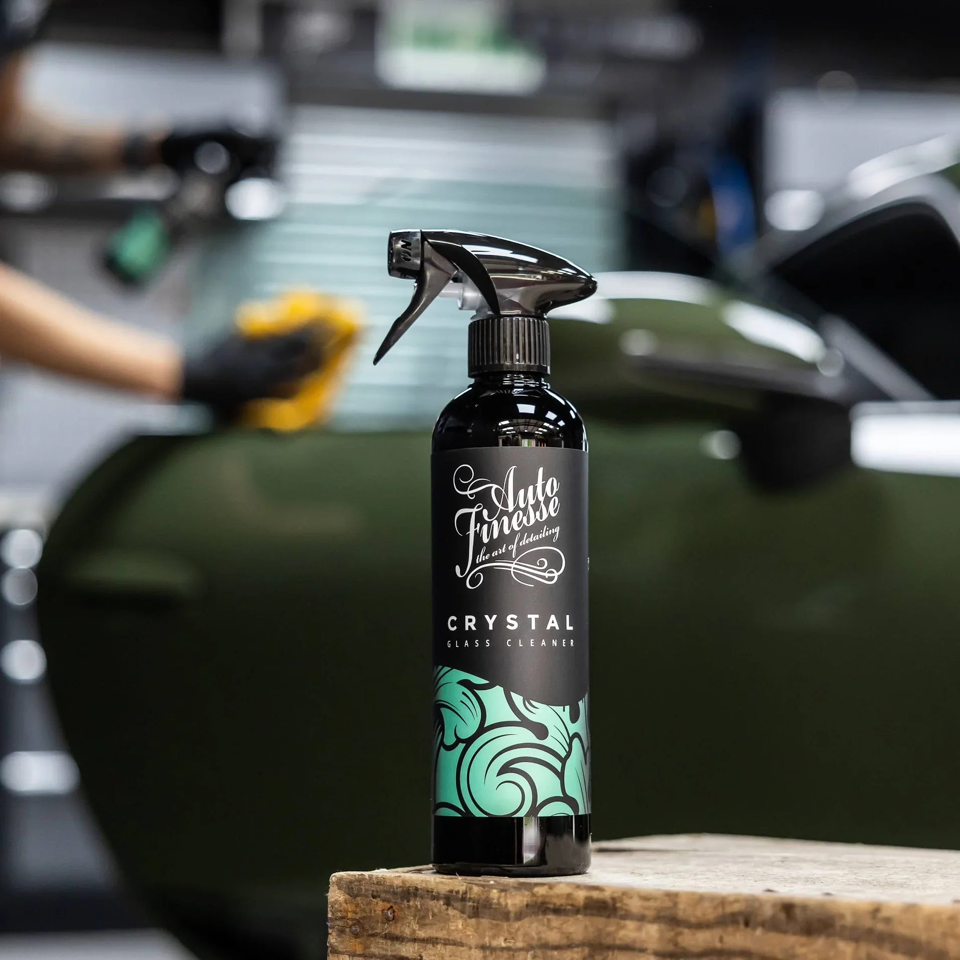 Auto Finesse Crystal glass cleaner 500ml - Image 4
