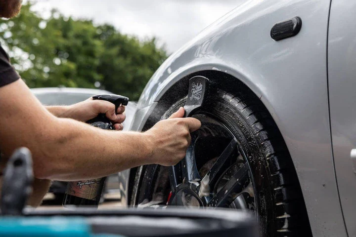 Auto Finesse Rubber Scrubber - Image 3
