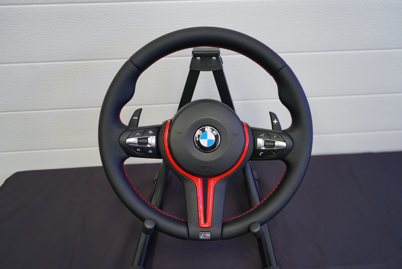 BMW 1, 2, 3, 4, 5 Series Custom Steering Wheel (IN STOCK - SWBMWF9) - Image 2
