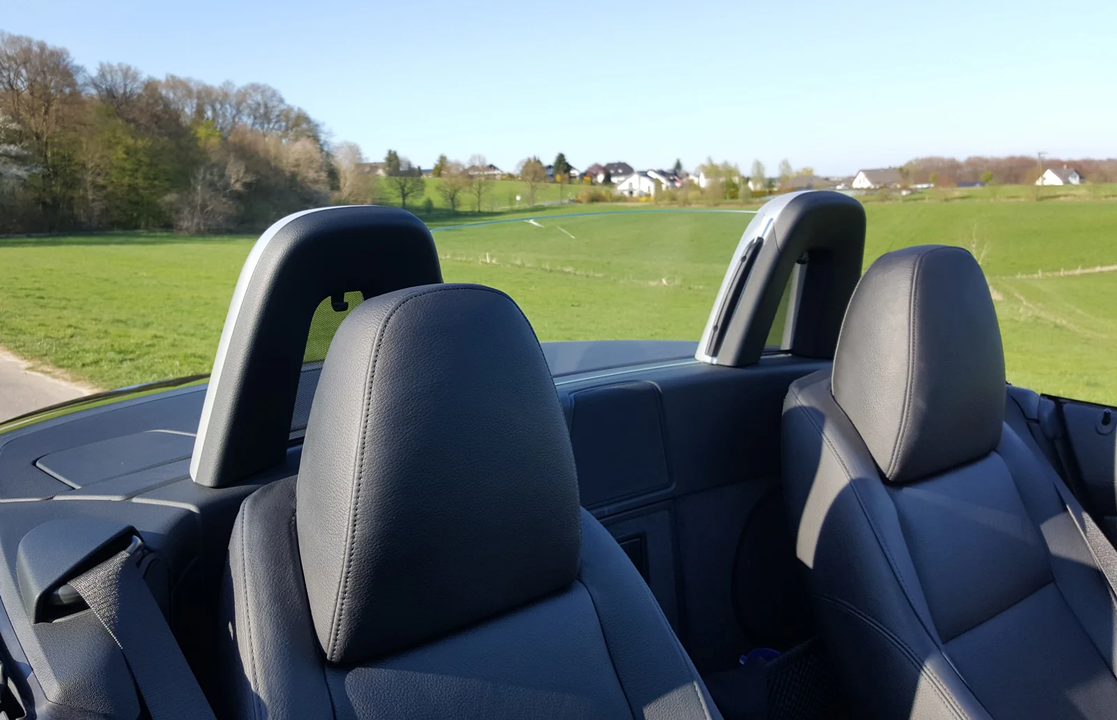 BMW Z4 E89 UR-Windschott Clear Glass Wind Breaker / Deflector - Image 2