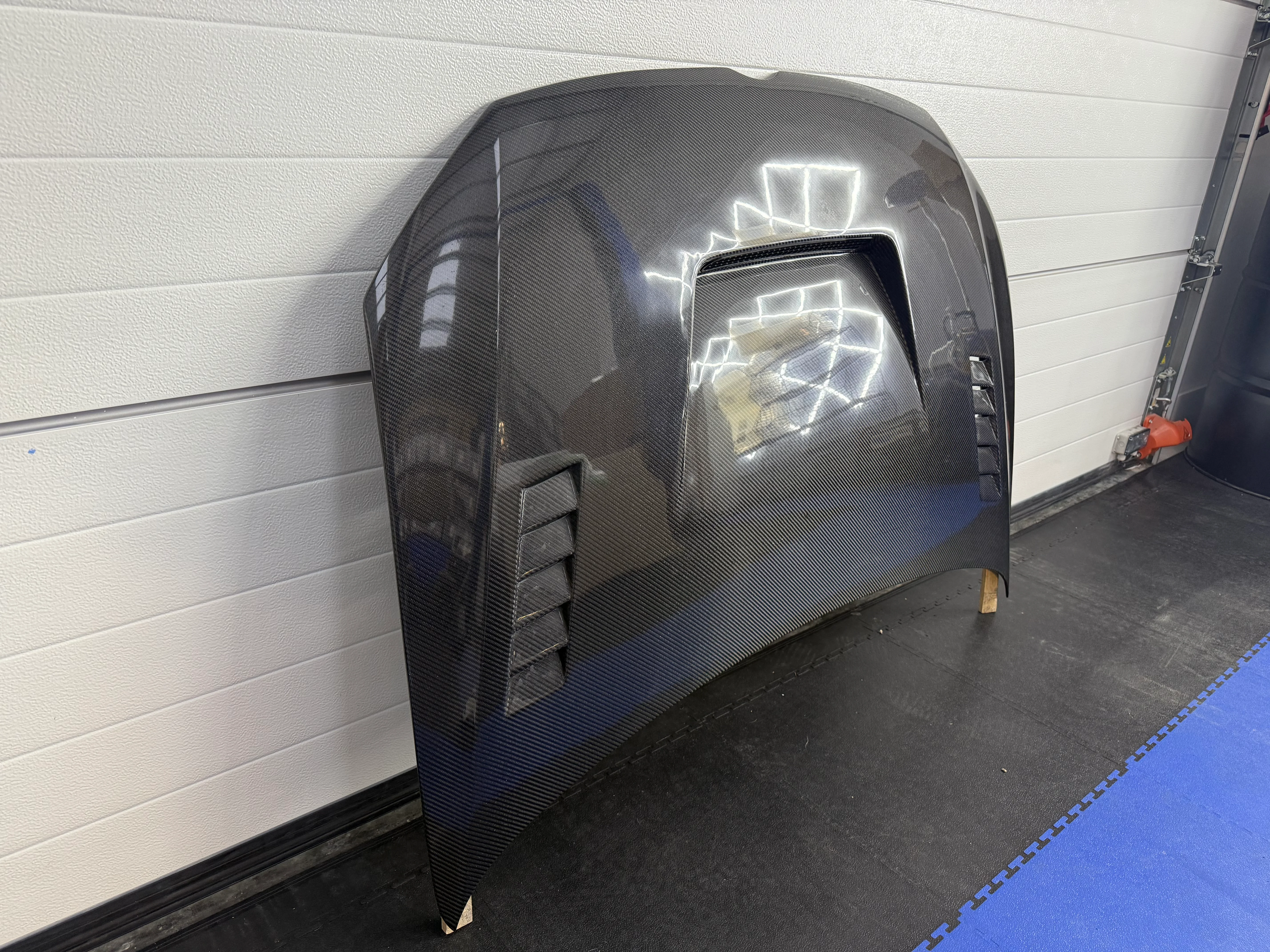**CLEARANCE** Volkswagen Polo MK5 LY Style Genuine Carbon Fibre Bonnet (6R / 6C 09 - 17 Models) DAS - Image 3