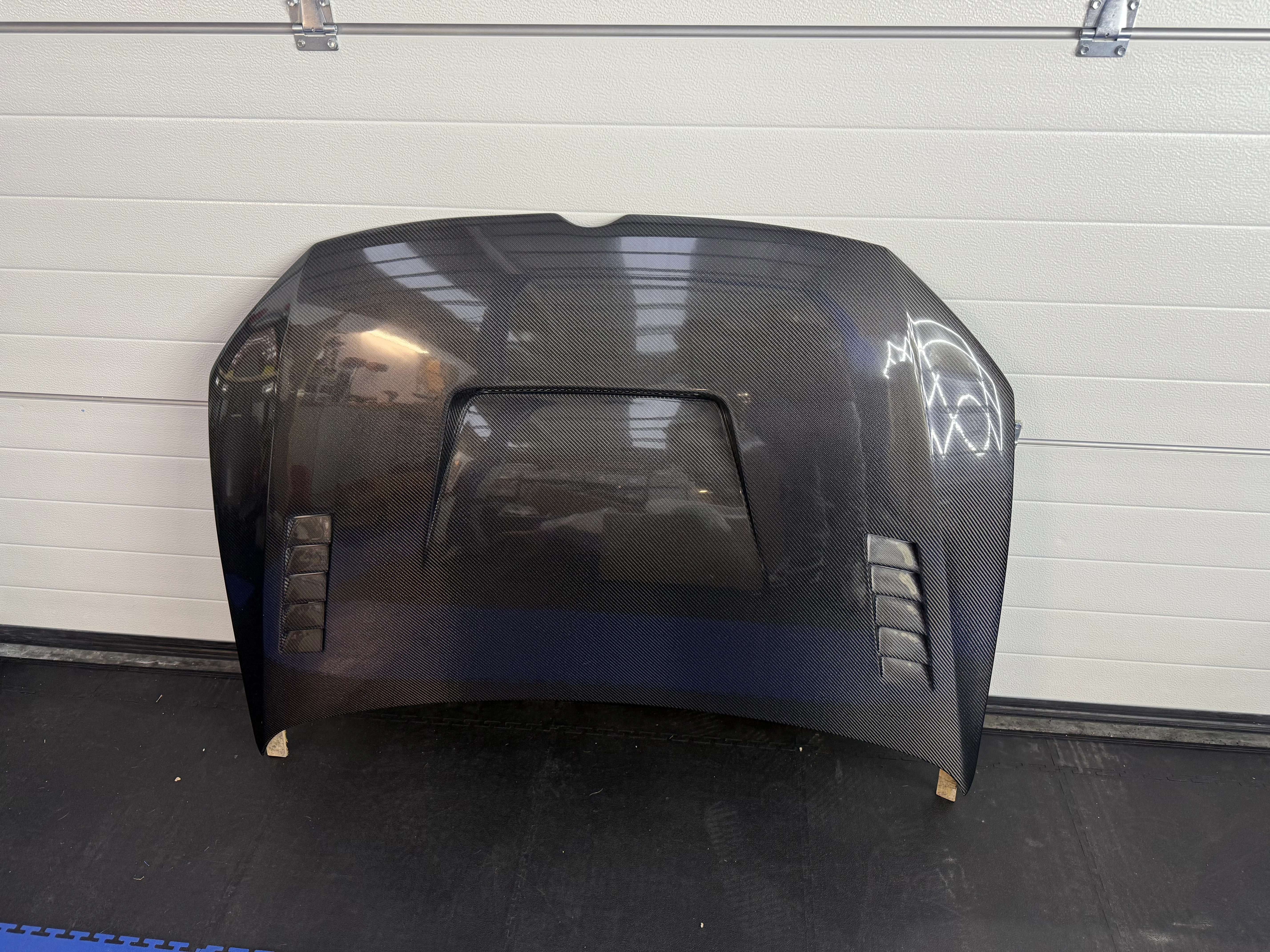 **CLEARANCE** Volkswagen Polo MK5 LY Style Genuine Carbon Fibre Bonnet (6R / 6C 09 - 17 Models) DAS - Image 4