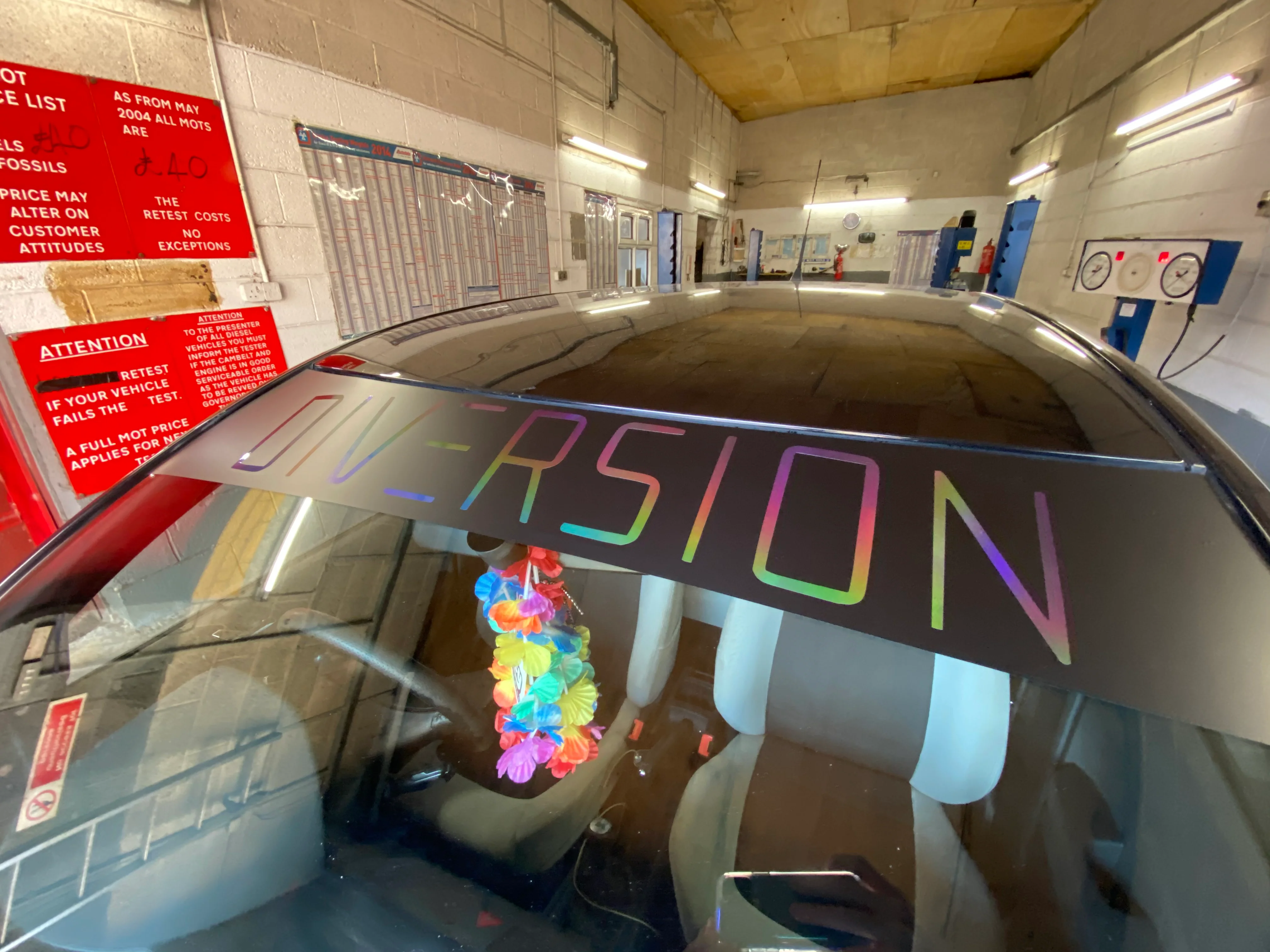 DIVERSION Sun Strip / Window Banner (BLACK OIL SLICK/MULTICOLOURED) - Image 7