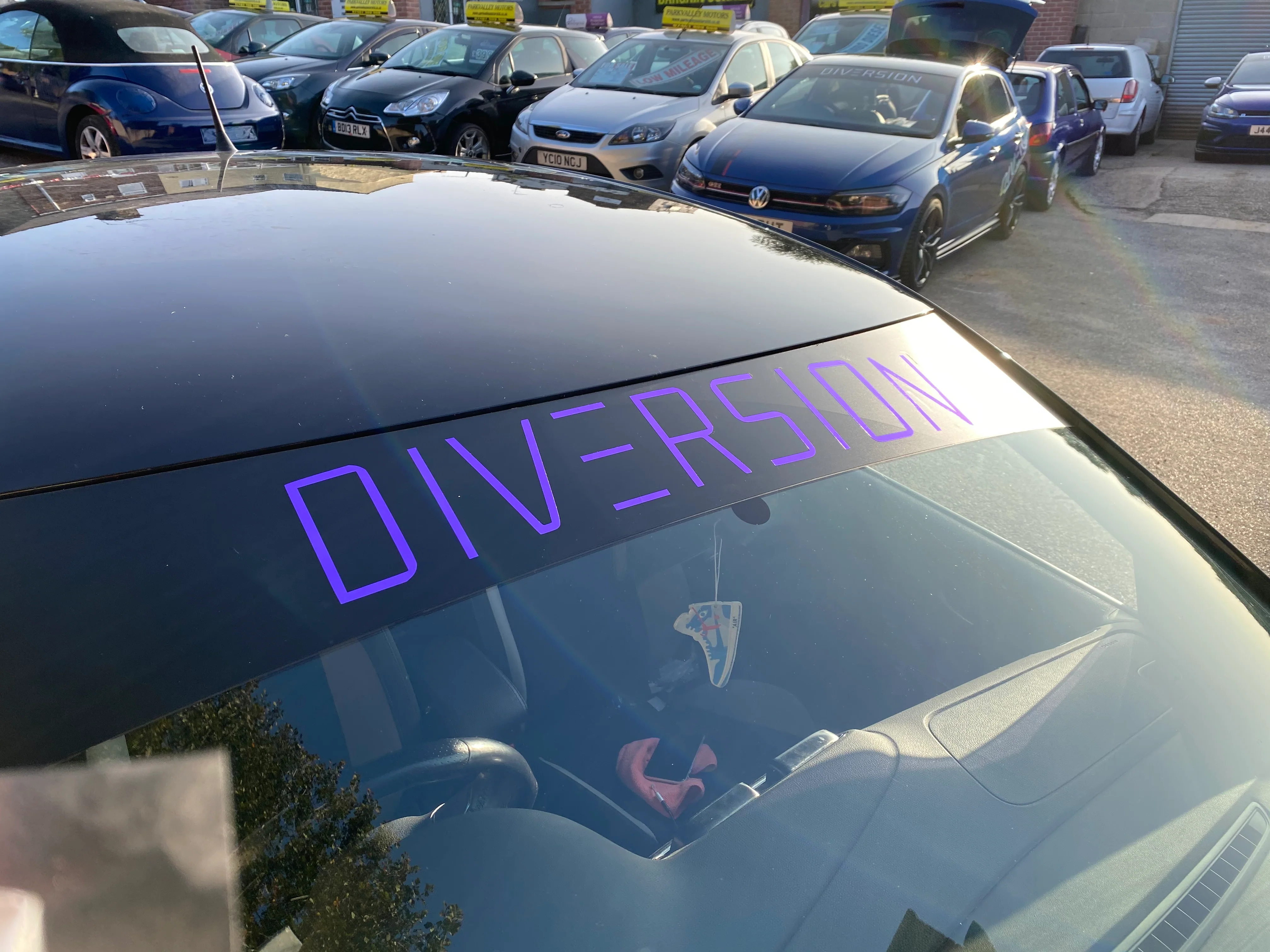DIVERSION Sun Strip / Window Banner (Purple)