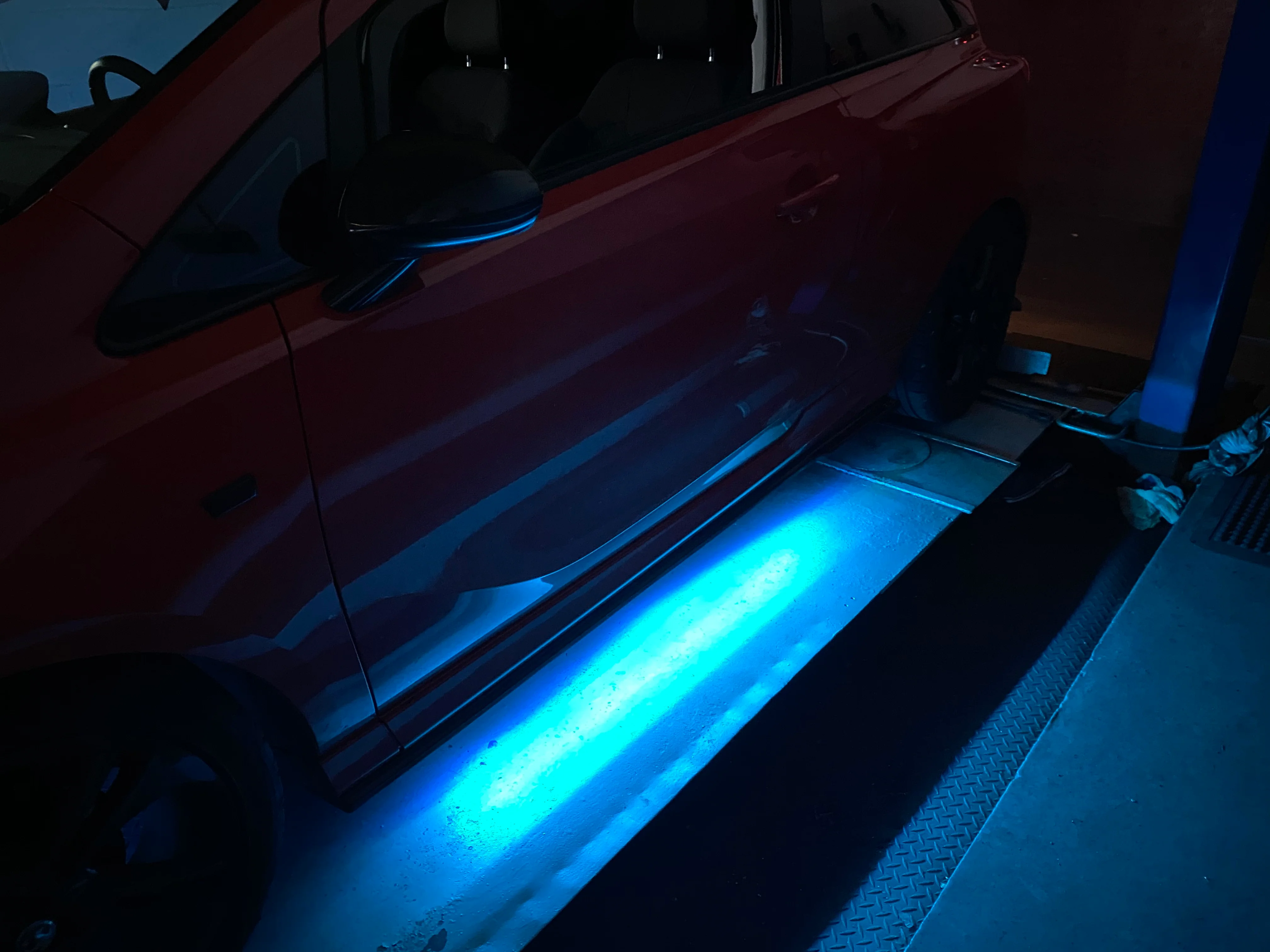 DIVEYE Neon / Under Glow Lighting RGB LED (App Controlled / Bluetooth) (Flowing LEDS 90CM X 120CM) - Image 10