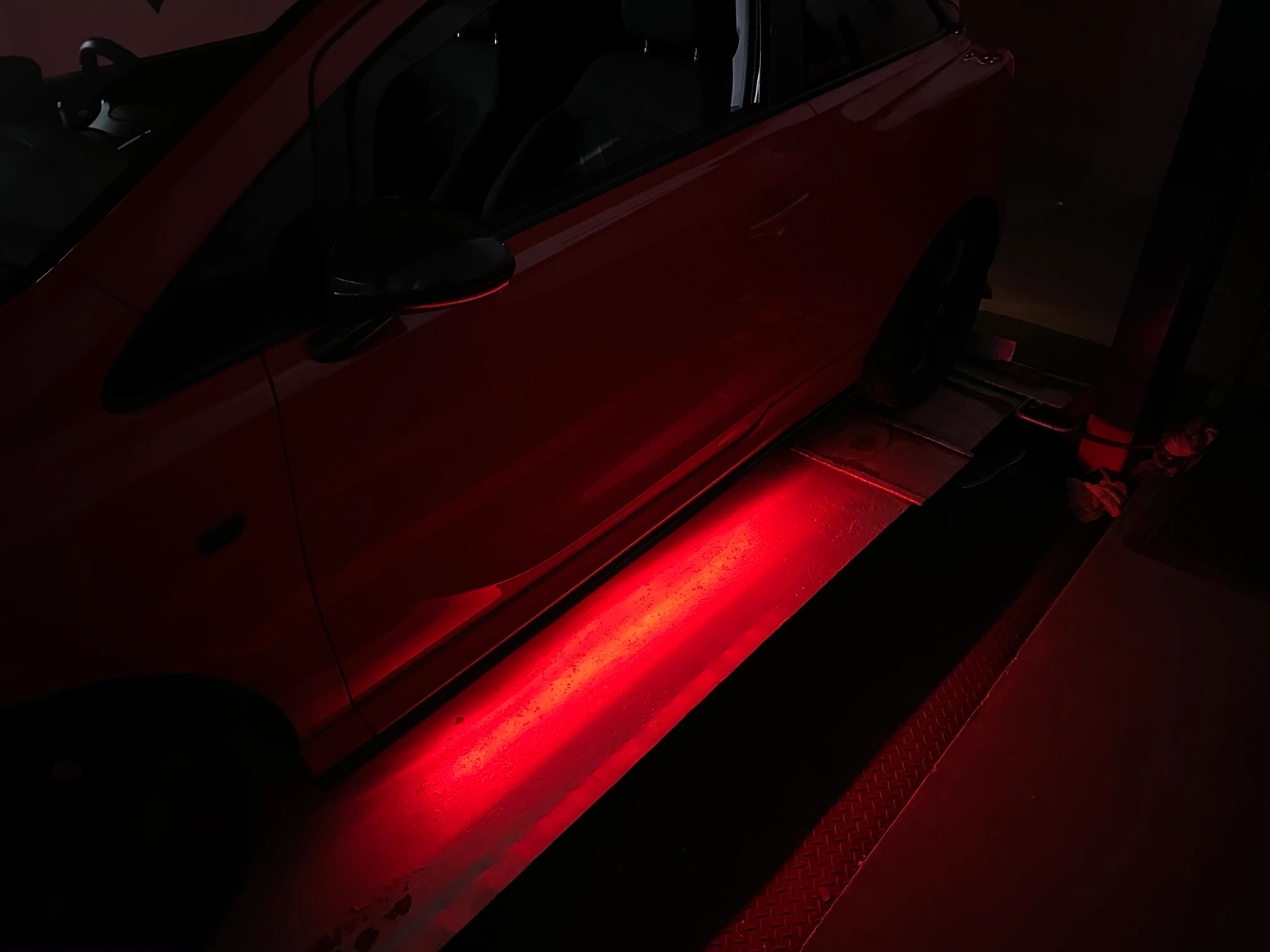 DIVEYE Neon / Under Glow Lighting RGB LED (App Controlled / Bluetooth) (Flowing LEDS 90CM X 120CM) - Image 9
