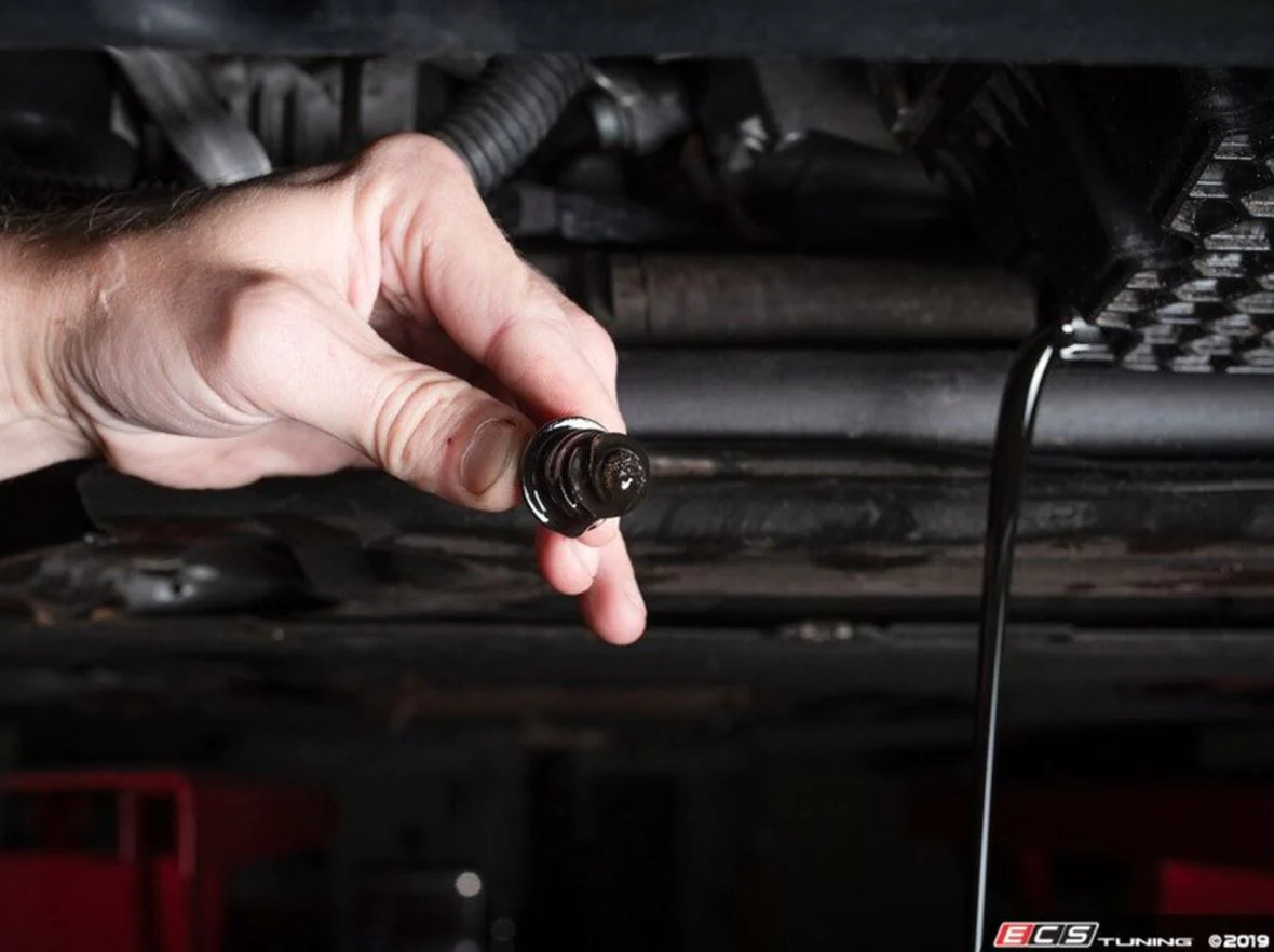 ECS Magnetic Sump Plug With 5 O-Rings -1.8T/2.0T EA888 Gen3 (PLASTIC SUMP) - Image 4