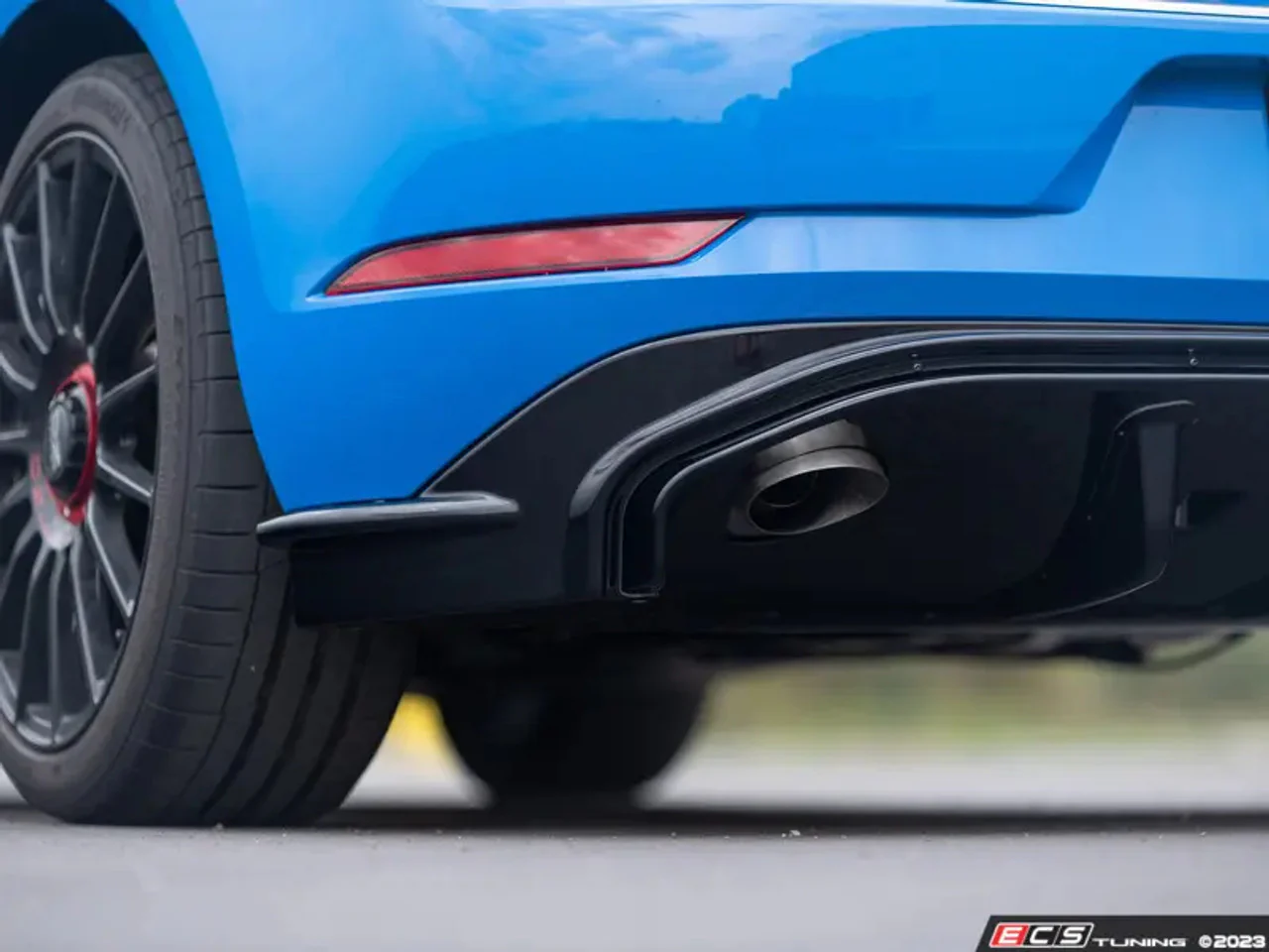 ECS Tuning MK7.5 GTI Functional Aerodynamic Rear Diffuser Kit - Image 2