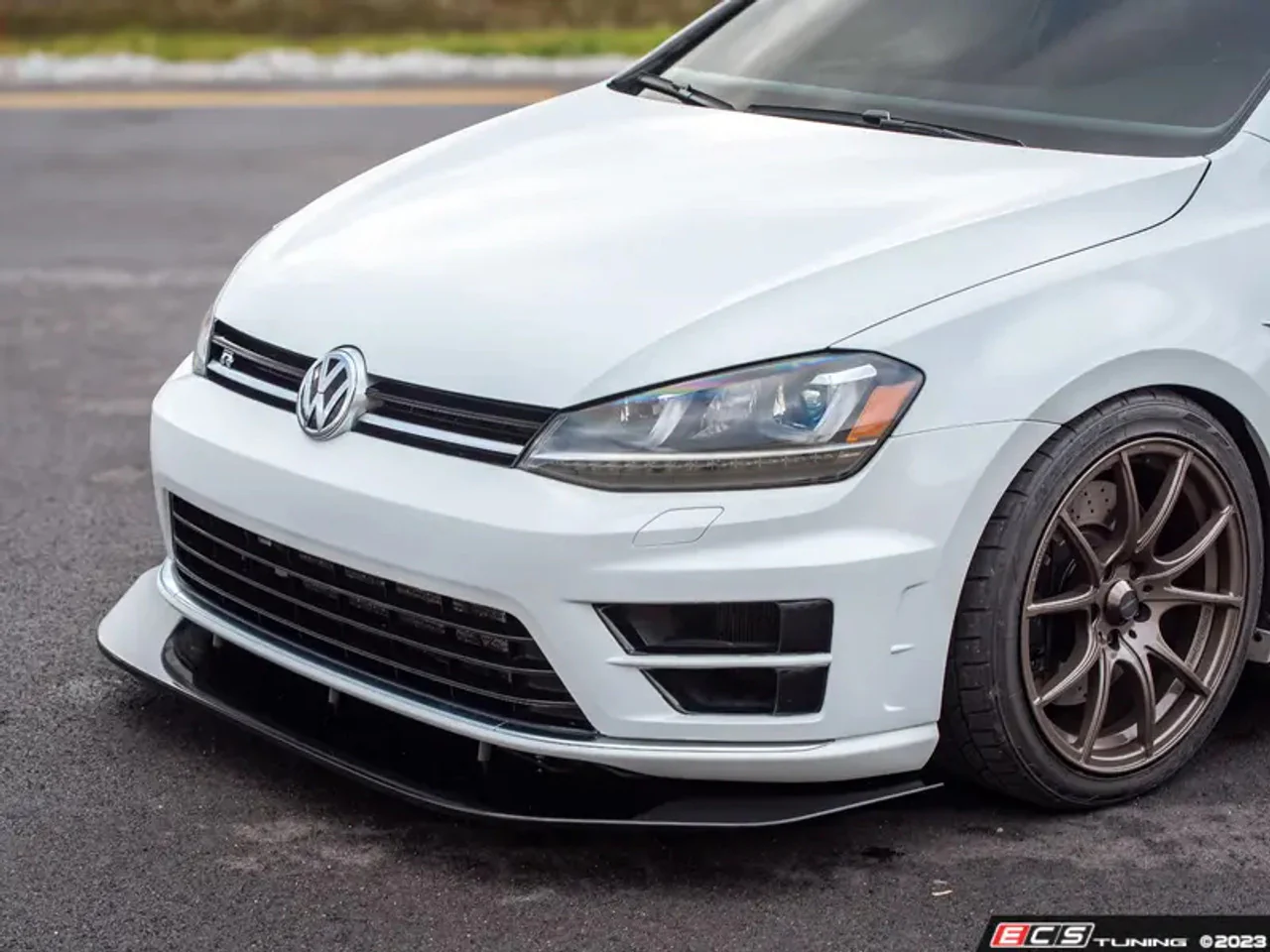 ECS Tuning MK7/MK7.5 GTI/Golf R Functional Aerodynamic Front Splitter - Image 4