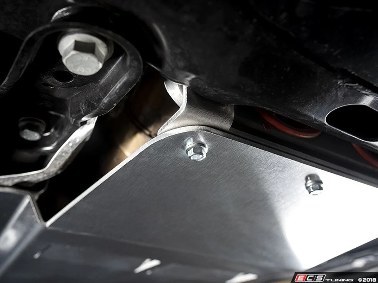 ECS Tuning Street Shield Tunnel Brace Kit Mk7/Mk8 Golf - Image 3