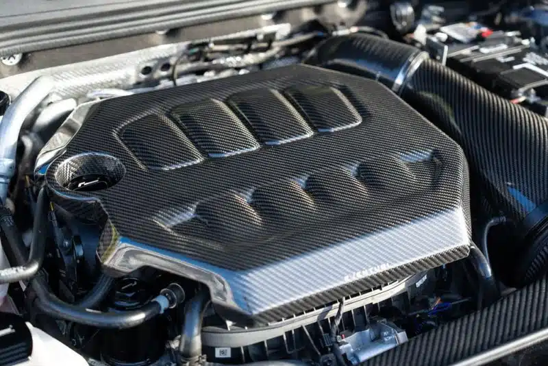 Eventuri Mk8 Golf ‘R’ Carbon Fibre Engine Cover - Image 2