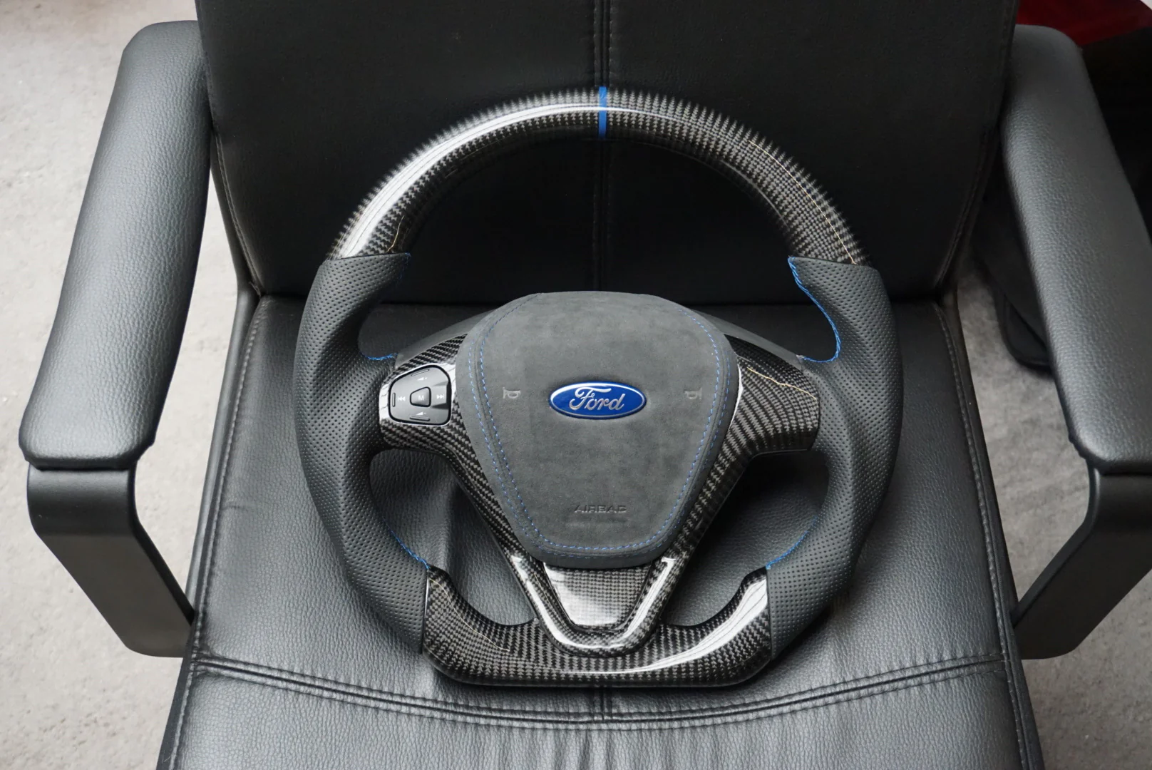 Ford Fiesta Carbon Fibre Custom Steering Wheel (MK7 / MK7.5 - 2009 to 2017) - Image 12
