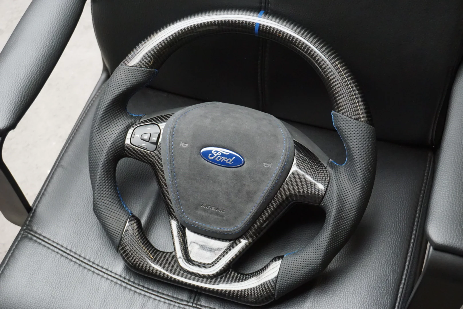 Ford Fiesta Carbon Fibre Custom Steering Wheel (MK7 / MK7.5 - 2009 to 2017) - Image 13
