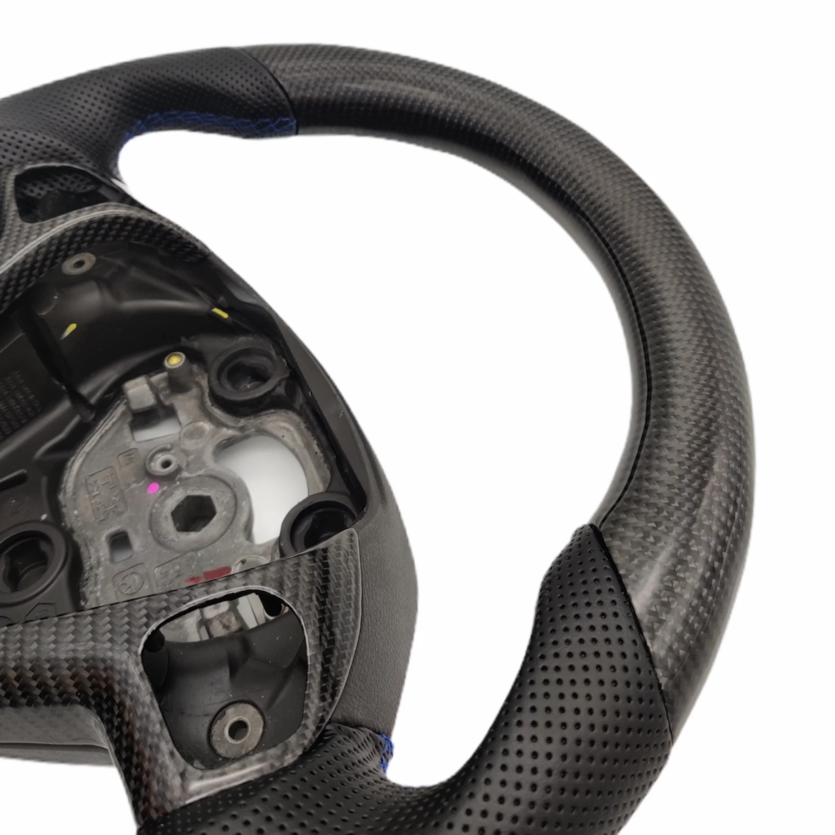 Ford Fiesta Carbon Fibre Custom Steering Wheel (MK7 / MK7.5 - 2009 to 2017) - Image 8