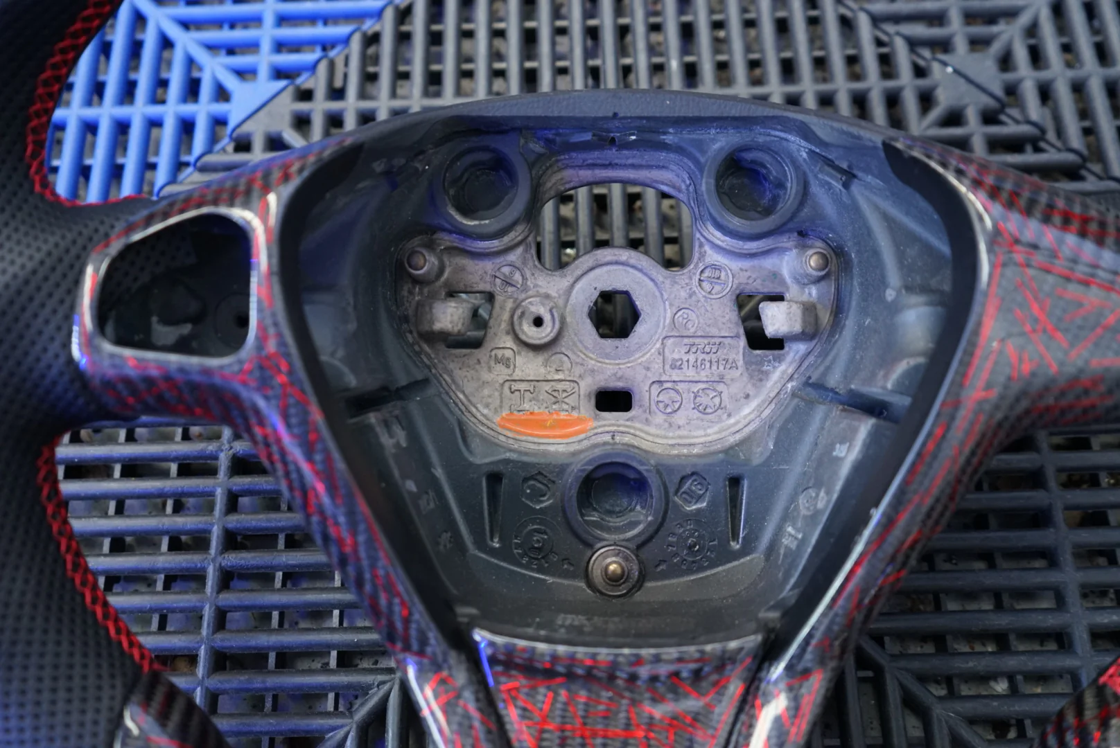 Ford Fiesta MK7 / MK7.5 Carbon Fibre Steering Wheel - SWFIESTA10 - Image 5