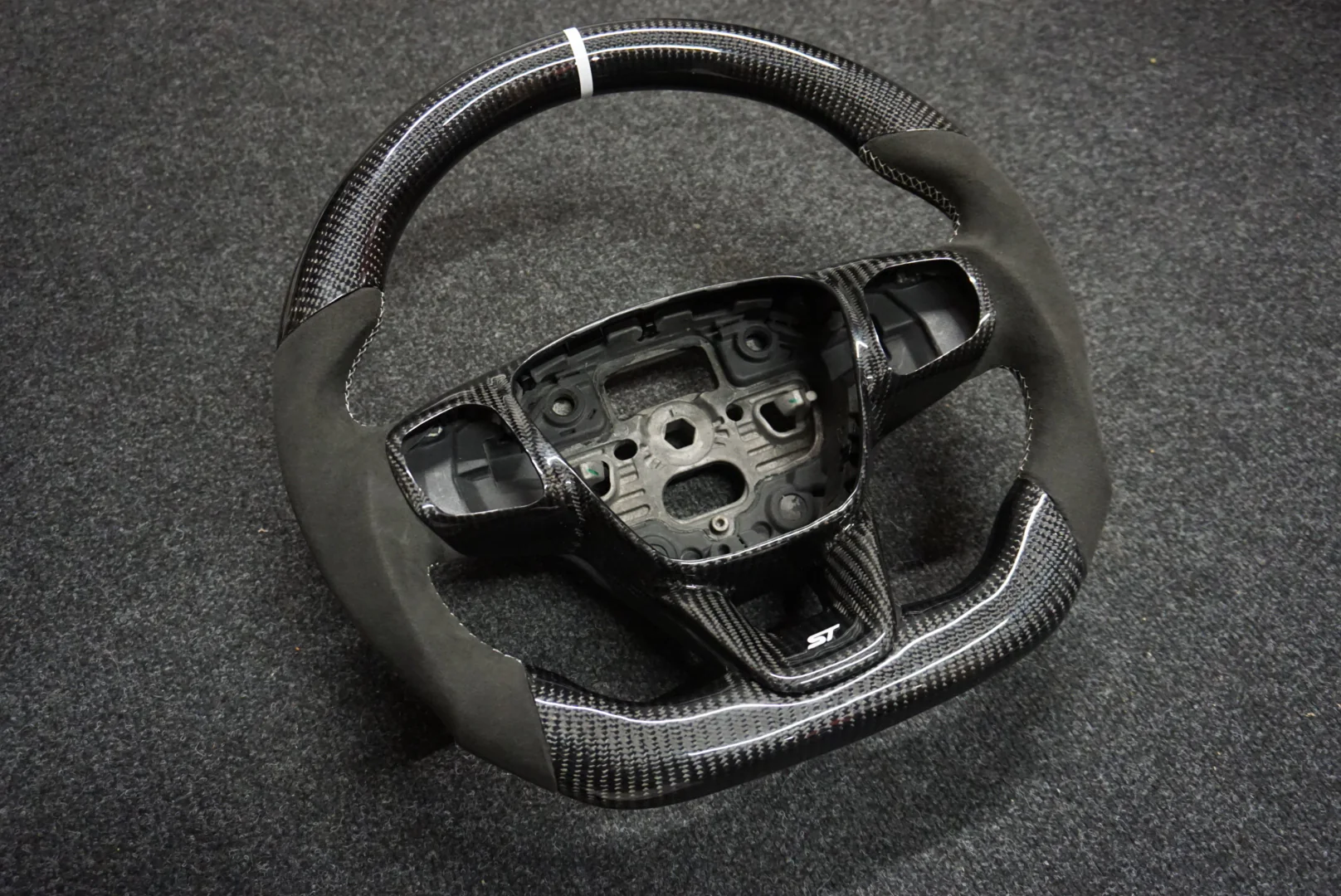 Ford Fiesta MK8 / MK8.5 Carbon Fibre Custom Steering Wheel (MK8 2018 - Present) - Image 6