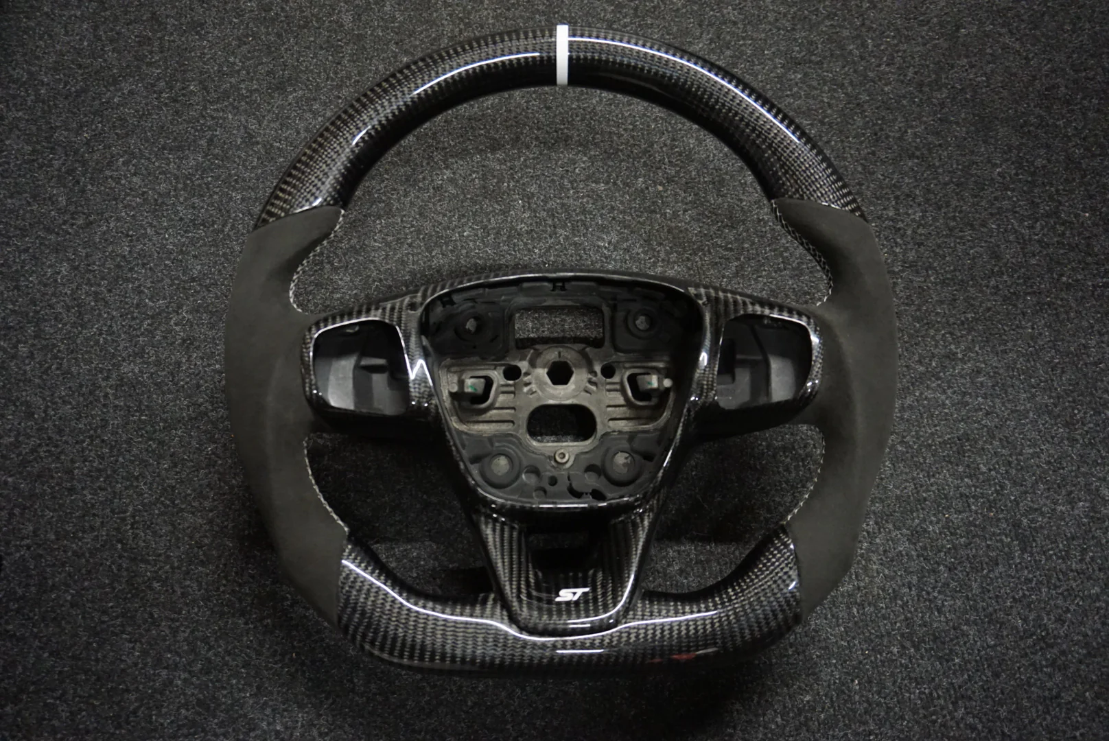 Ford Fiesta MK8 / MK8.5 Carbon Fibre Custom Steering Wheel (MK8 2018 - Present) - Image 7