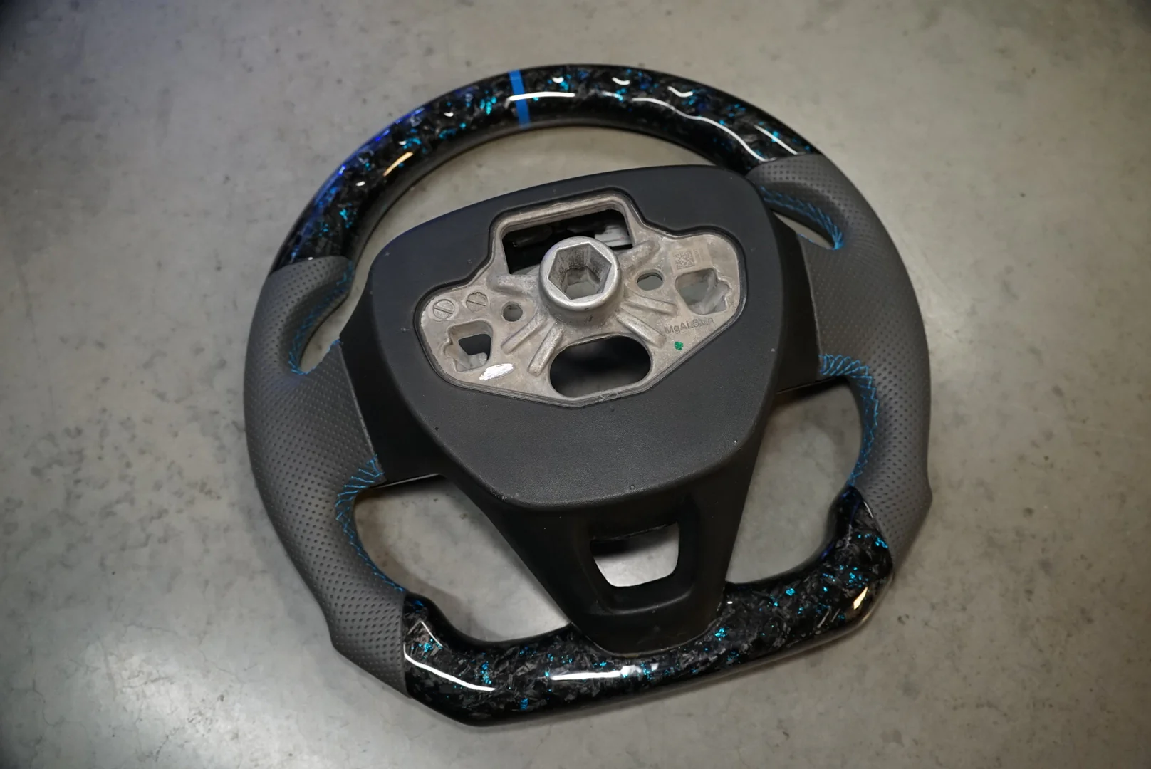 Ford Fiesta MK8 / Focus MK4 / Kuga / Puma / Custom Leather Steering Wheel - SWFIESTAMK85 - Image 9