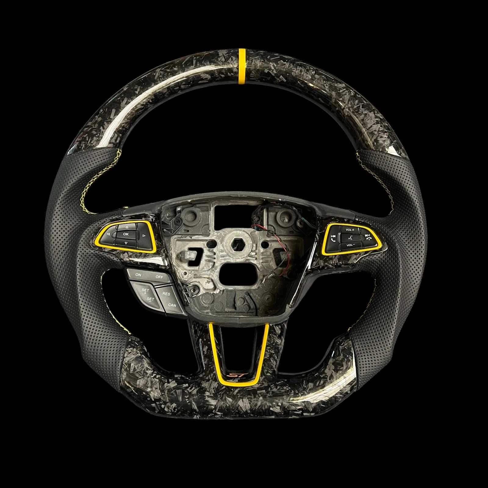 Ford Focus MK3.5 Base / ST / RS Carbon Fibre Steering Wheel (Custom 2014 - 2018) - Image 11