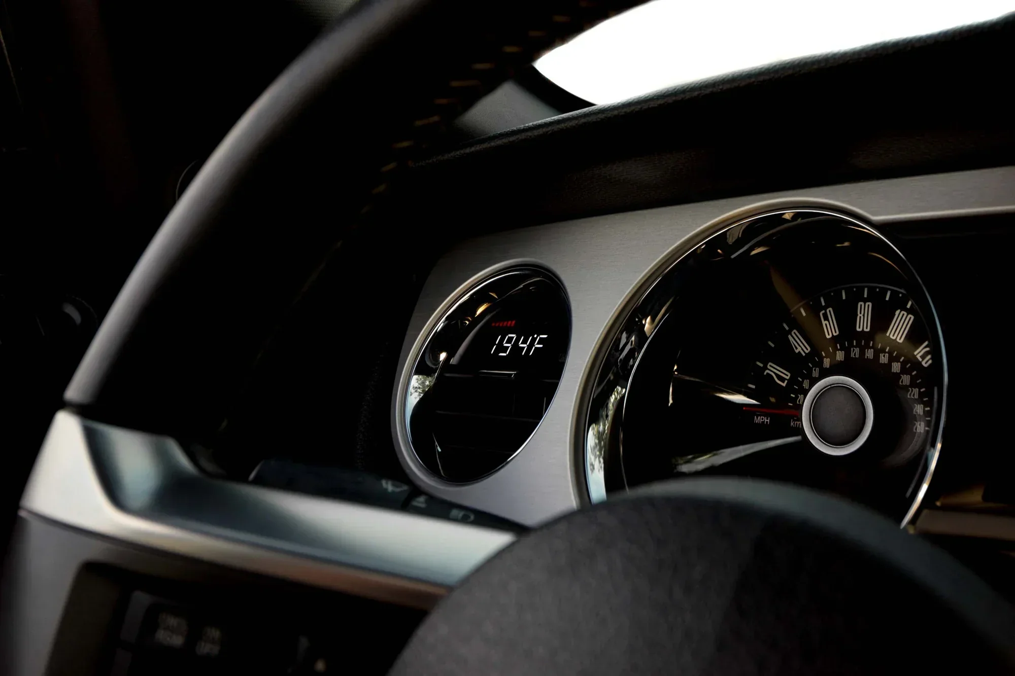 P3 Gauge - Ford Mustang S197 / Gen 5