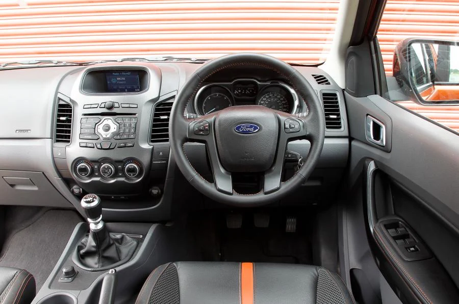 Ford Ranger Carbon Fibre Steering Wheel (CUSTOM / 2011 - 2015) - Image 4