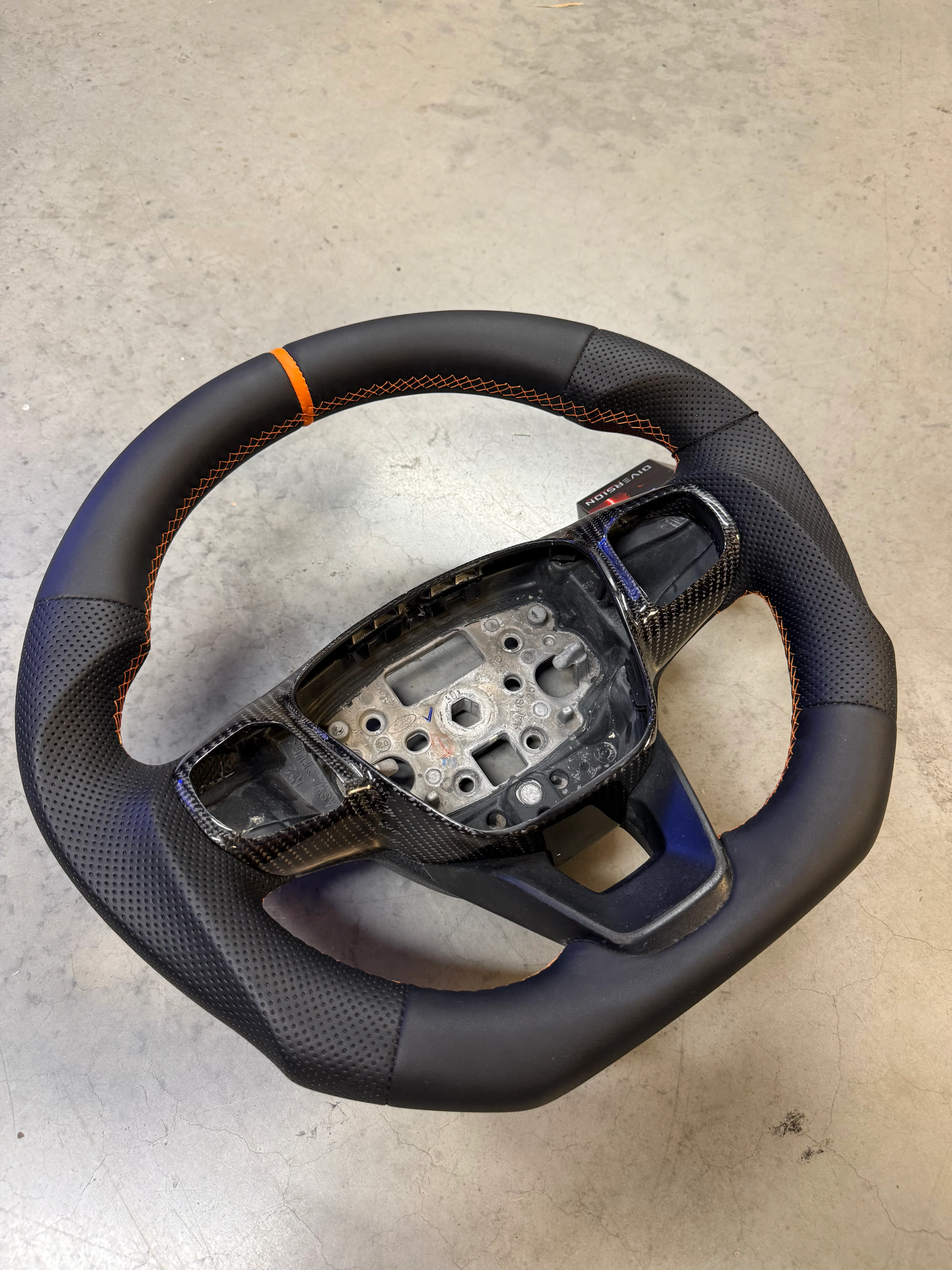 Ford Transit Custom 2018+ Perforated Leather Steering Wheel - SWTRANCUS15 - Image 2
