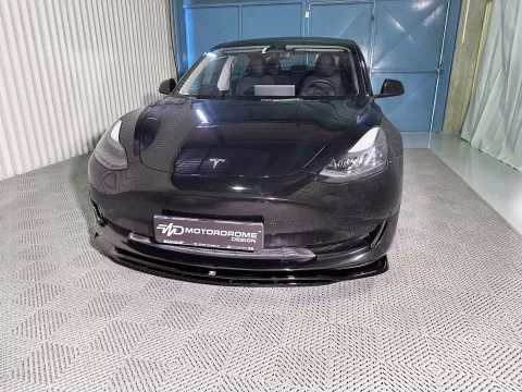 Front Splitter V.2 Tesla Model 3 - Image 4