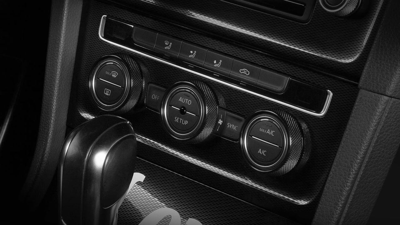 Leyo Motorsport Black Billet Alloy Climatronic Rings Golf MK7/MK7.5 - Image 2