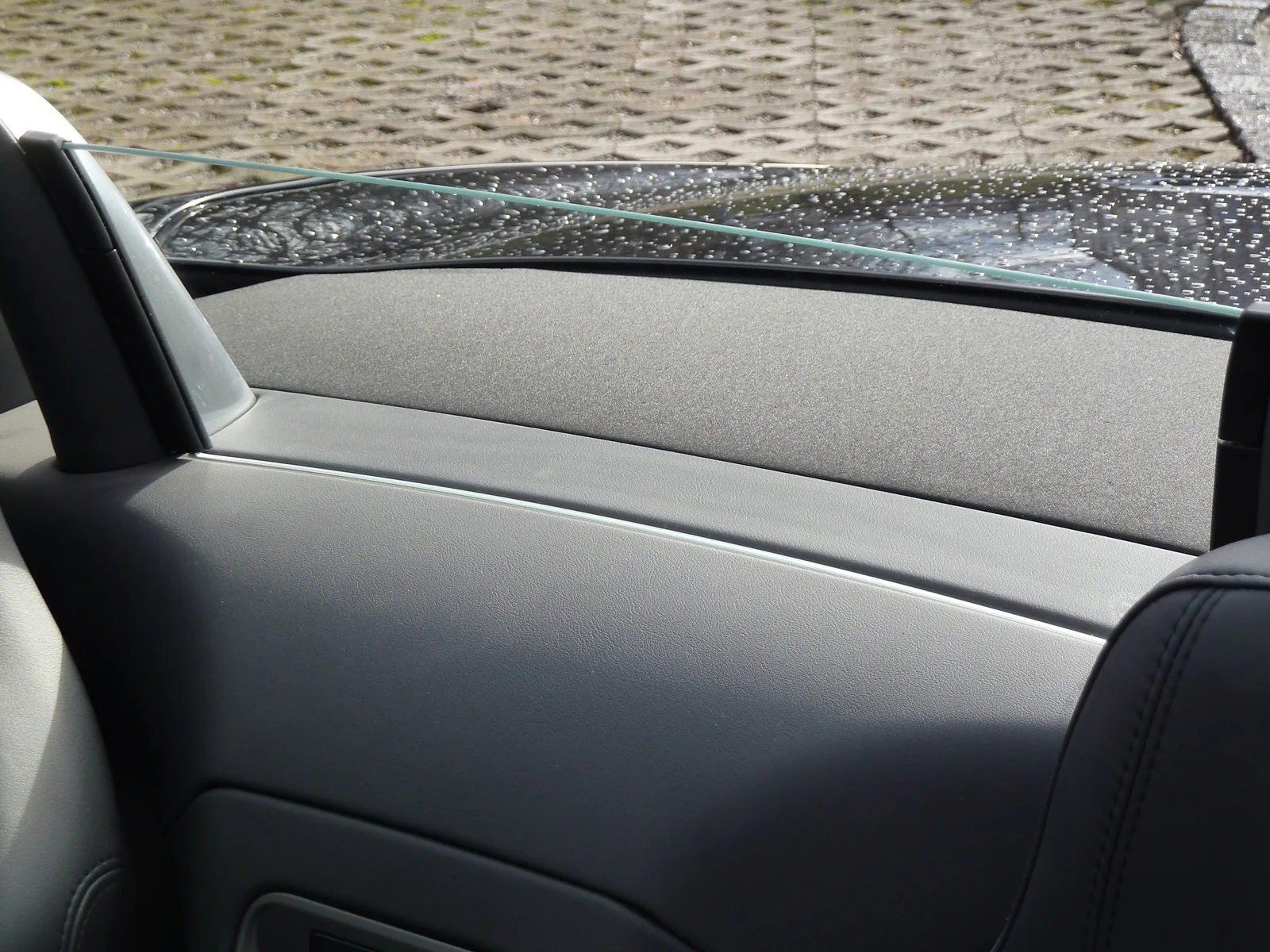 Jaguar F-Type MK1 UR-Windschott Clear Glass Wind Breaker / Deflector - Image 4