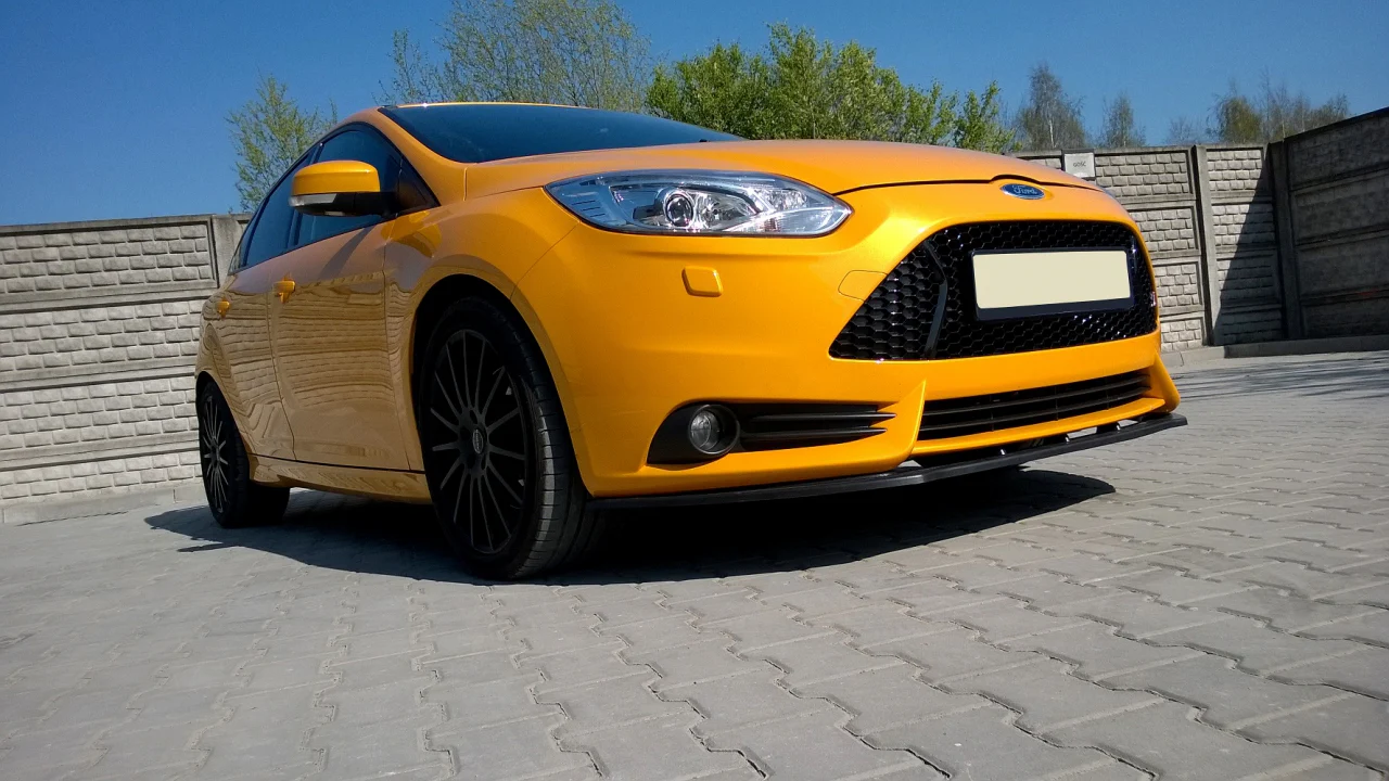 Maxton Design Front Splitter for Ford Focus MK3 ST250 Pre-Face (2012-2014) - Image 2