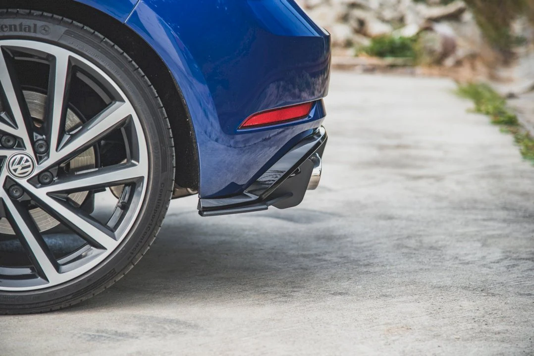 Maxton Design Racing Rear Side Splitters/Spats for Volkswagen Golf MK7.5 R (2017-2019) - Image 3