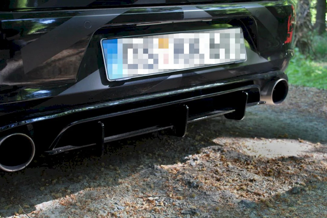 Maxton Design Rear Diffuser For Volkswagen Golf MK7 GTI Clubsport (2016-2017) - Image 4