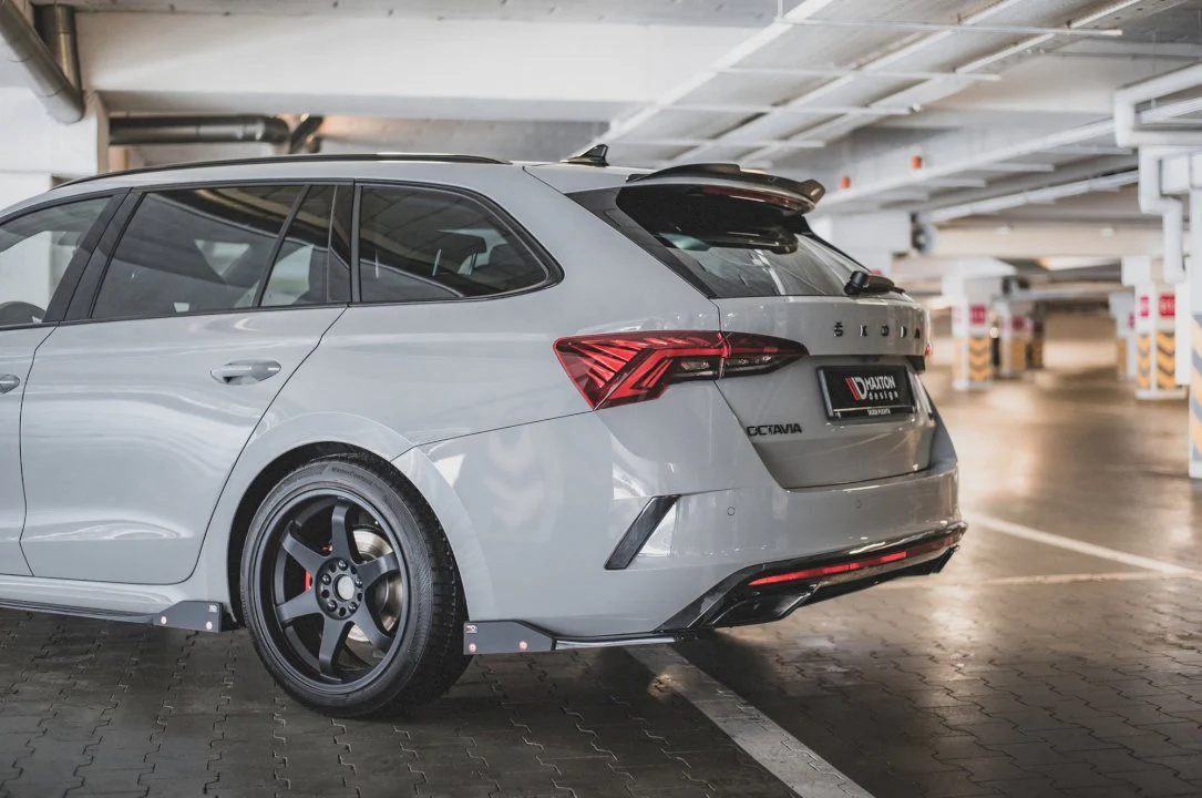 Maxton Design Rear Side Splitters/Spats (+ Flaps) V.2 For Skoda Octavia RS MK4 (2020+) - Image 4