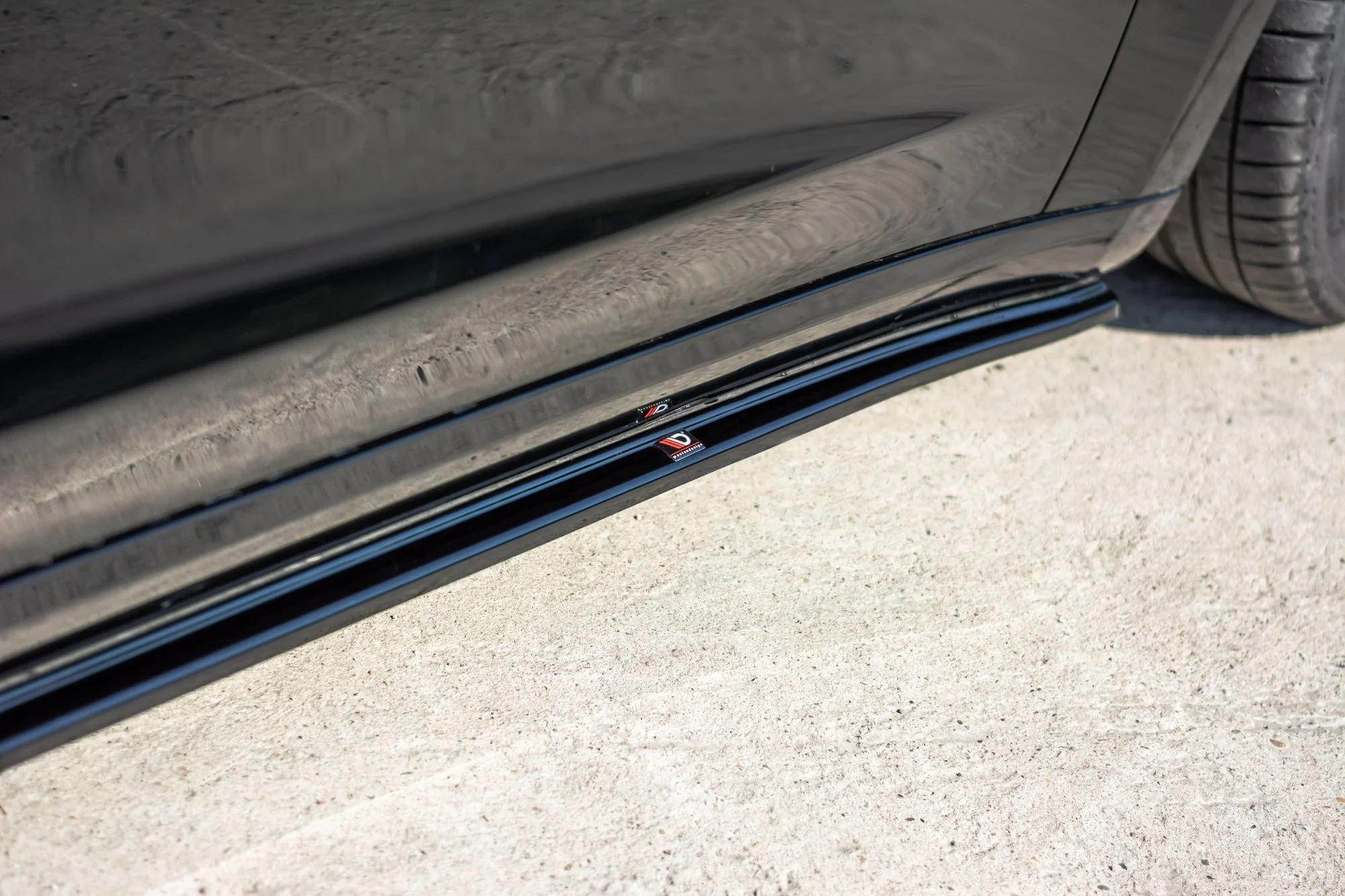 Maxton Design Side Skirts Diffusers Tesla Model 3 (2017+) - Image 3