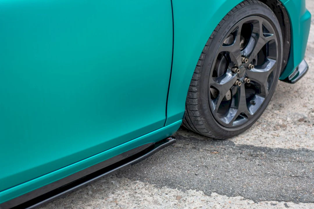 Maxton Design Side Skirts Diffusers for Volvo V40 R-Design - Image 5
